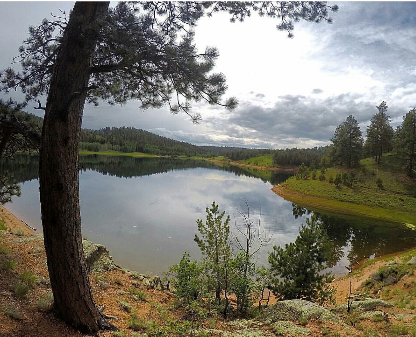Rampart Reservoir in Woodland Park, Colorado r/CampingandHiking
