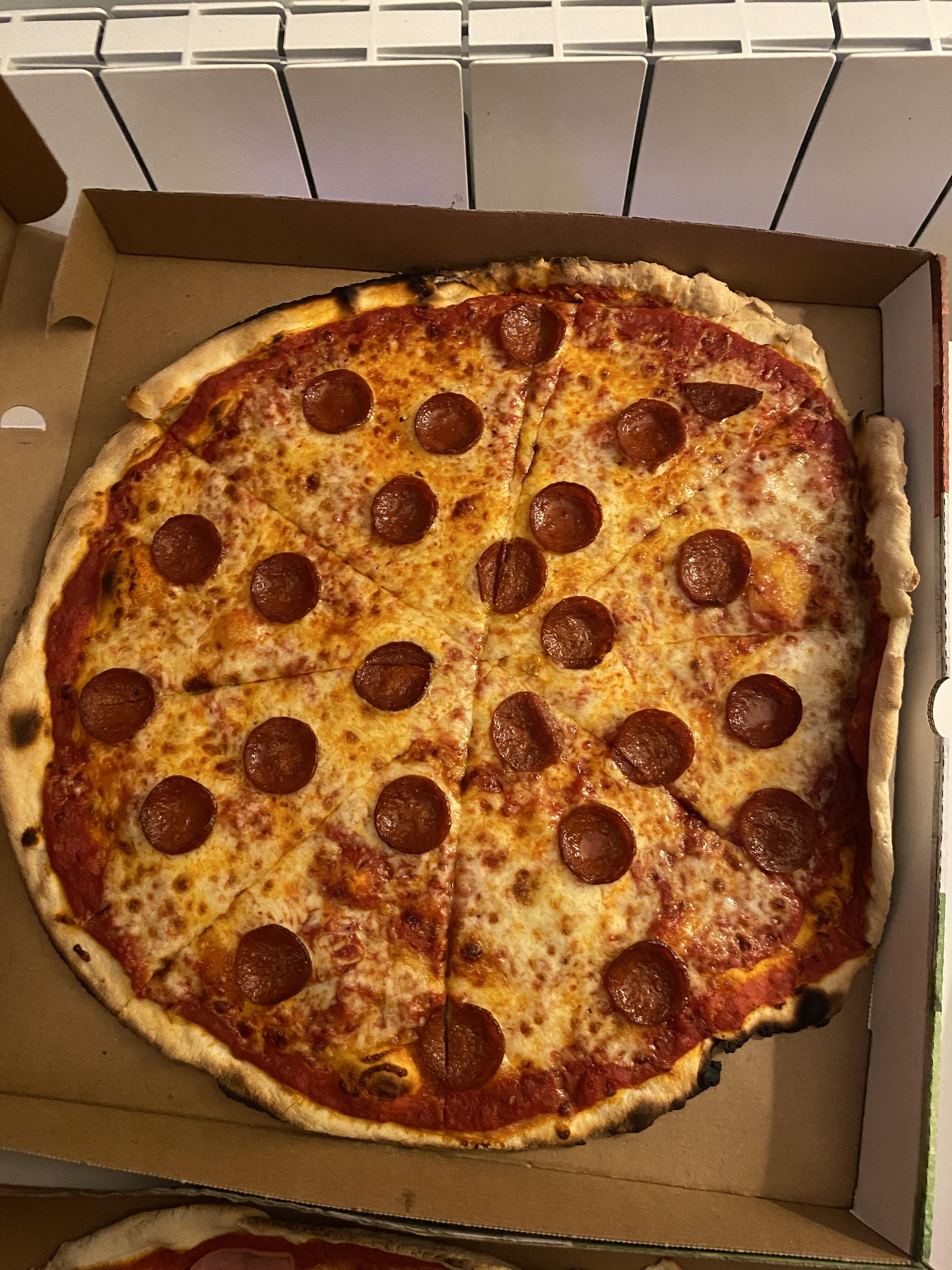 Pepperoni from Stefanos in Glasgow r/Pizza