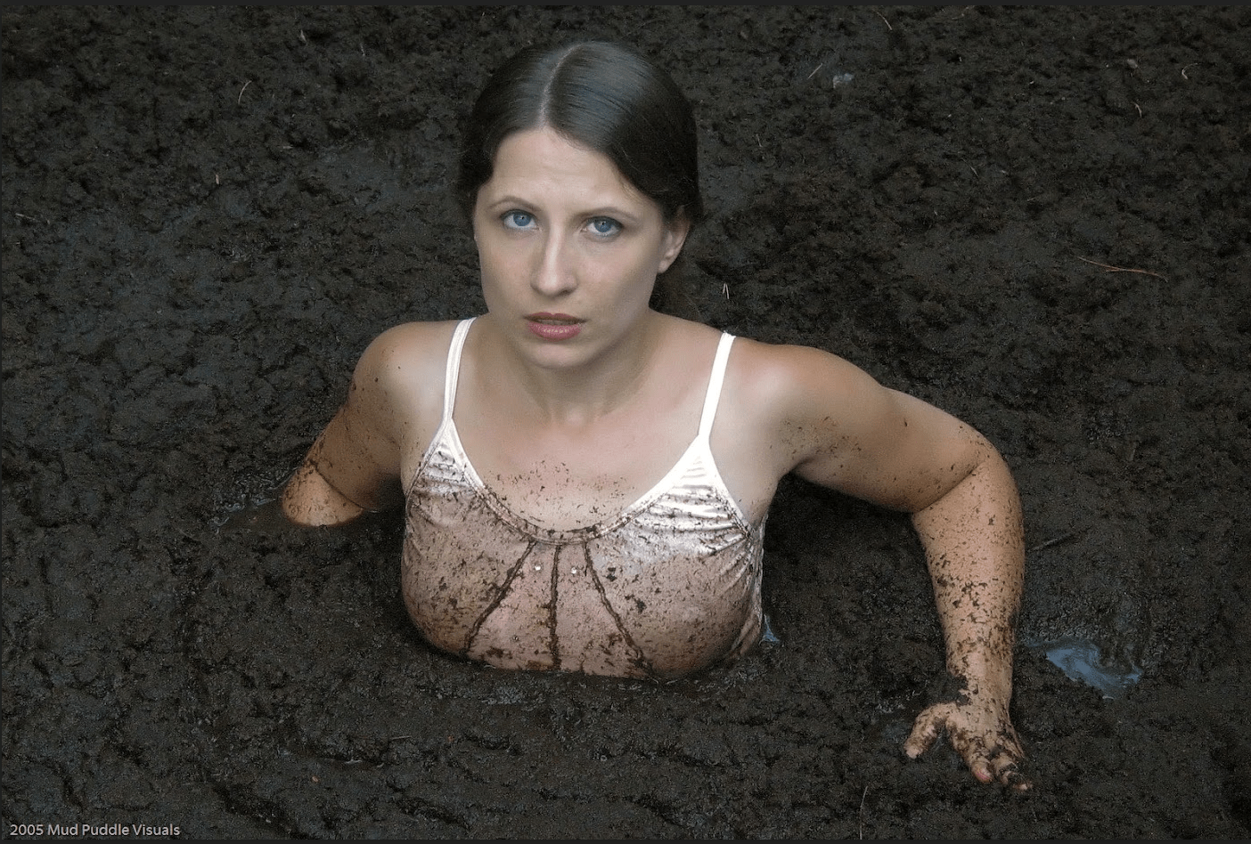 Lena Ramon is so fucking hot in quicksand : quicksand