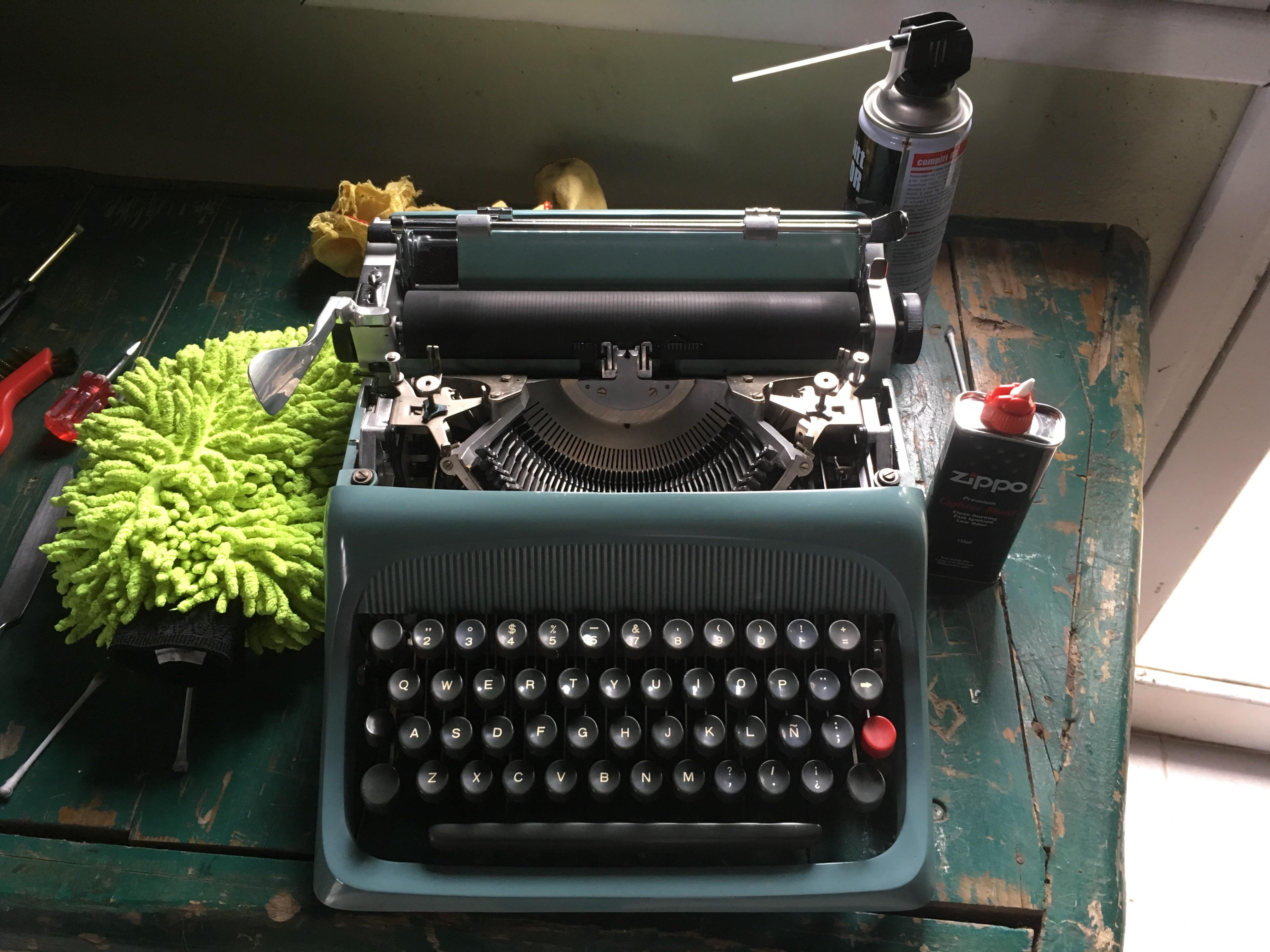 Another picture from my first typewriter service/cleaning. I only used