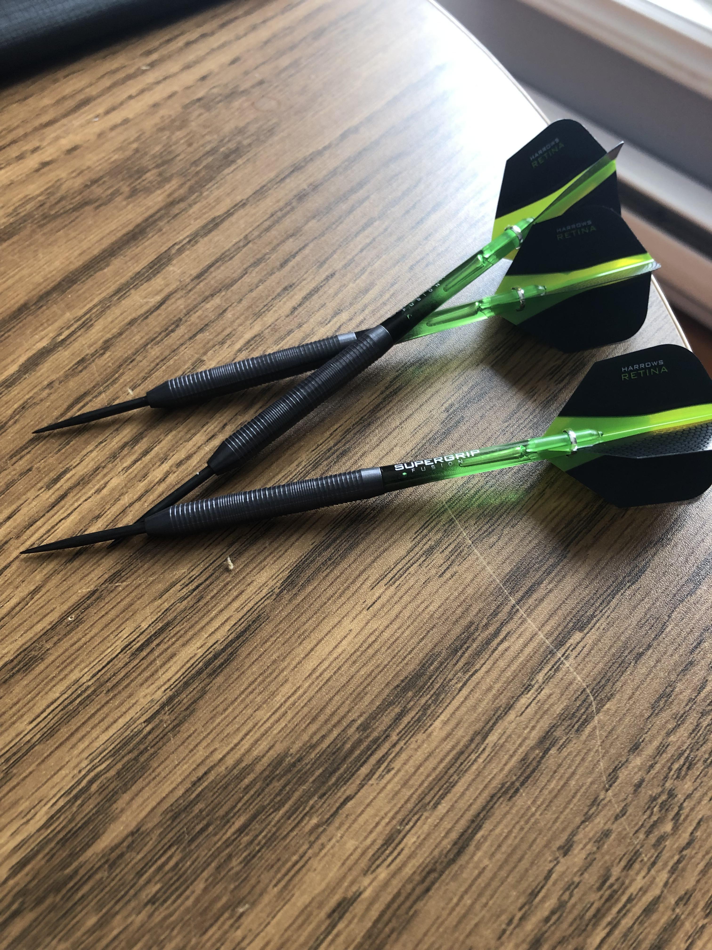 New Darts Day. Designa Razor Grip V2. 24g r/Darts
