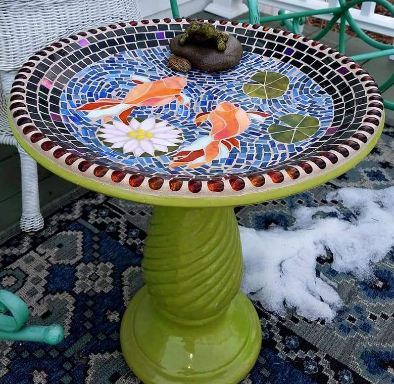 Koi pond bird bath. r/Mosaic