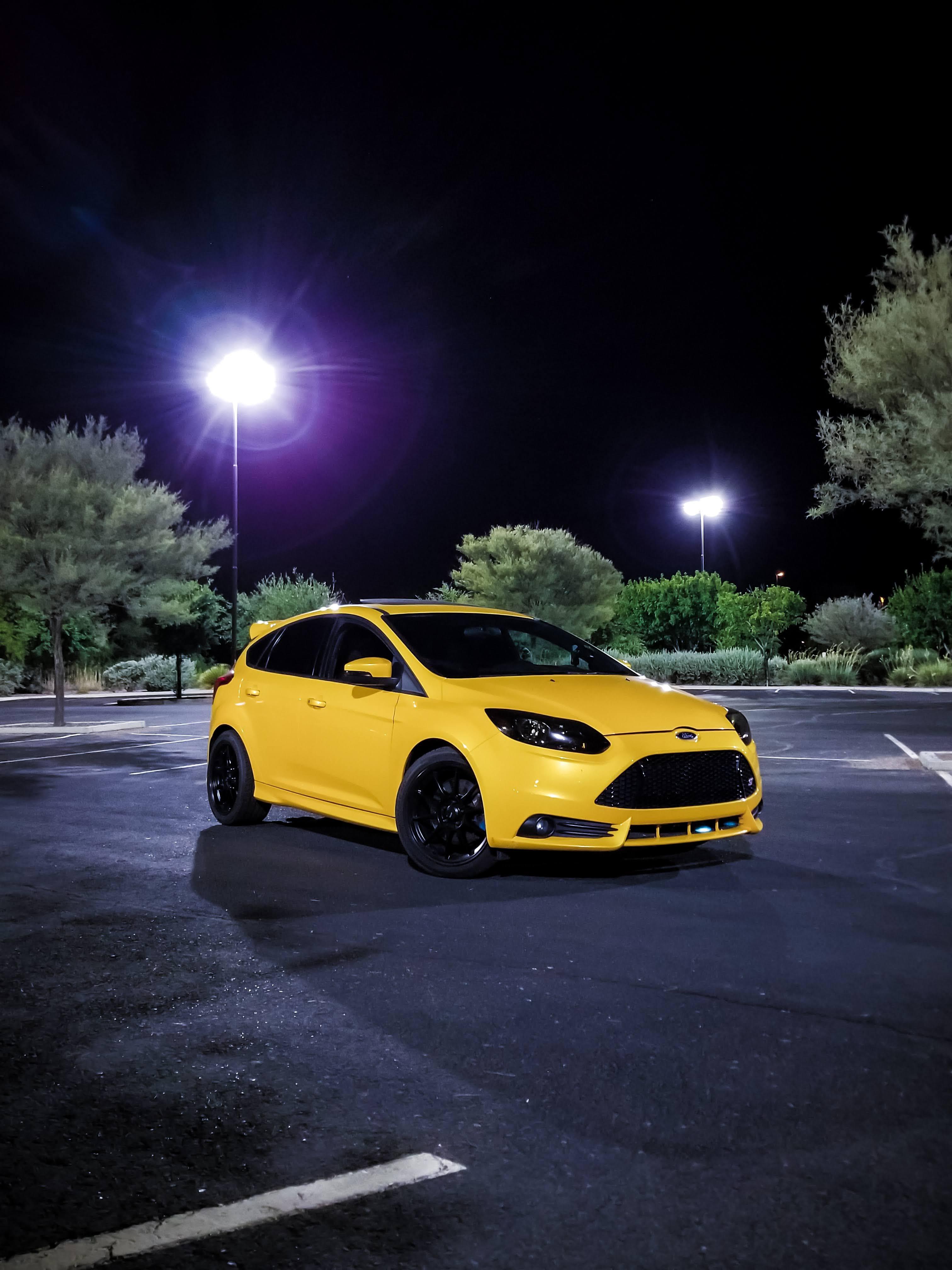 Tinted the headlights myself! (Don't look too closely at them) : r/FocusST