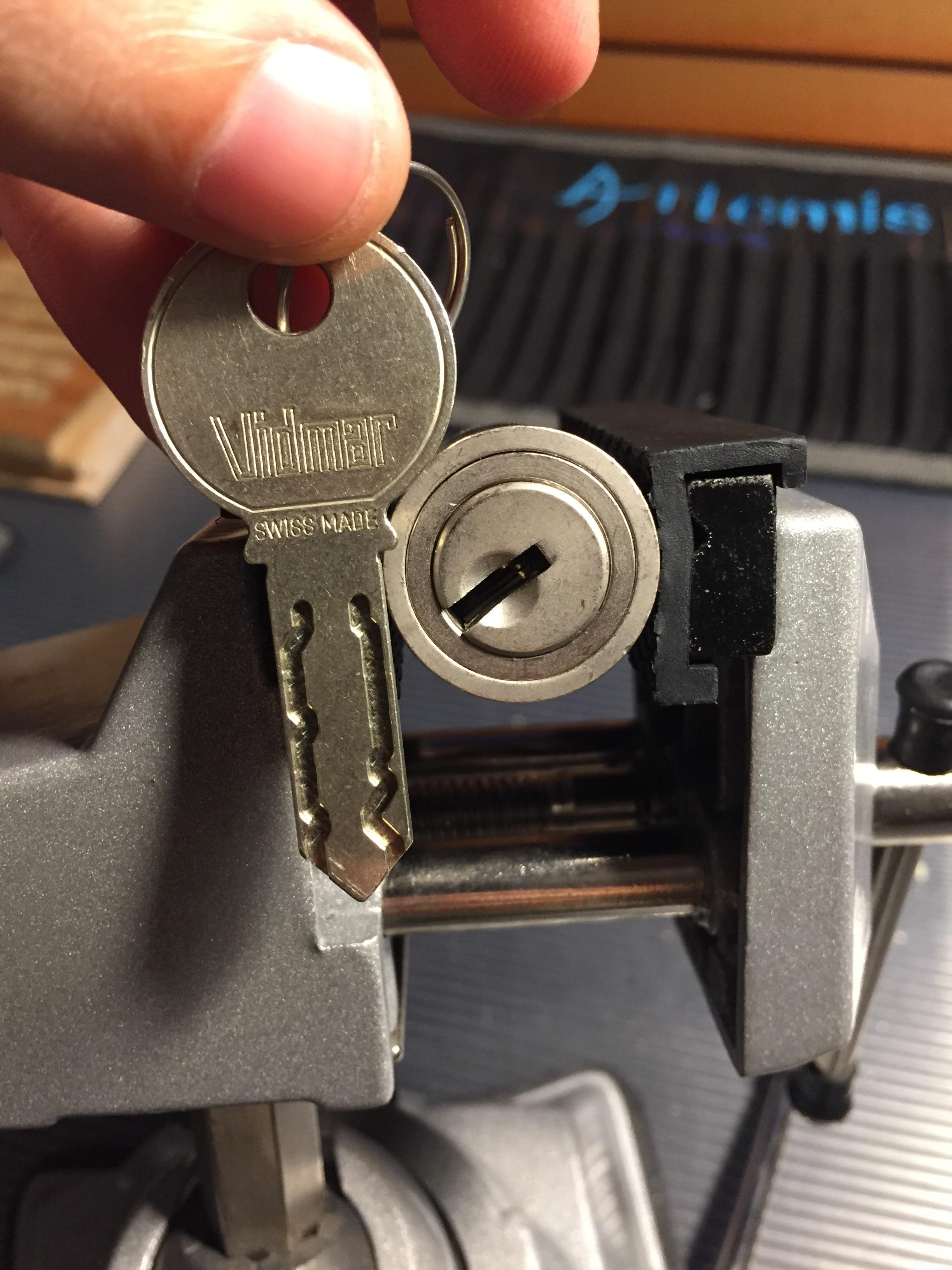 Vidmar 10 slider lock picked r/lockpicking