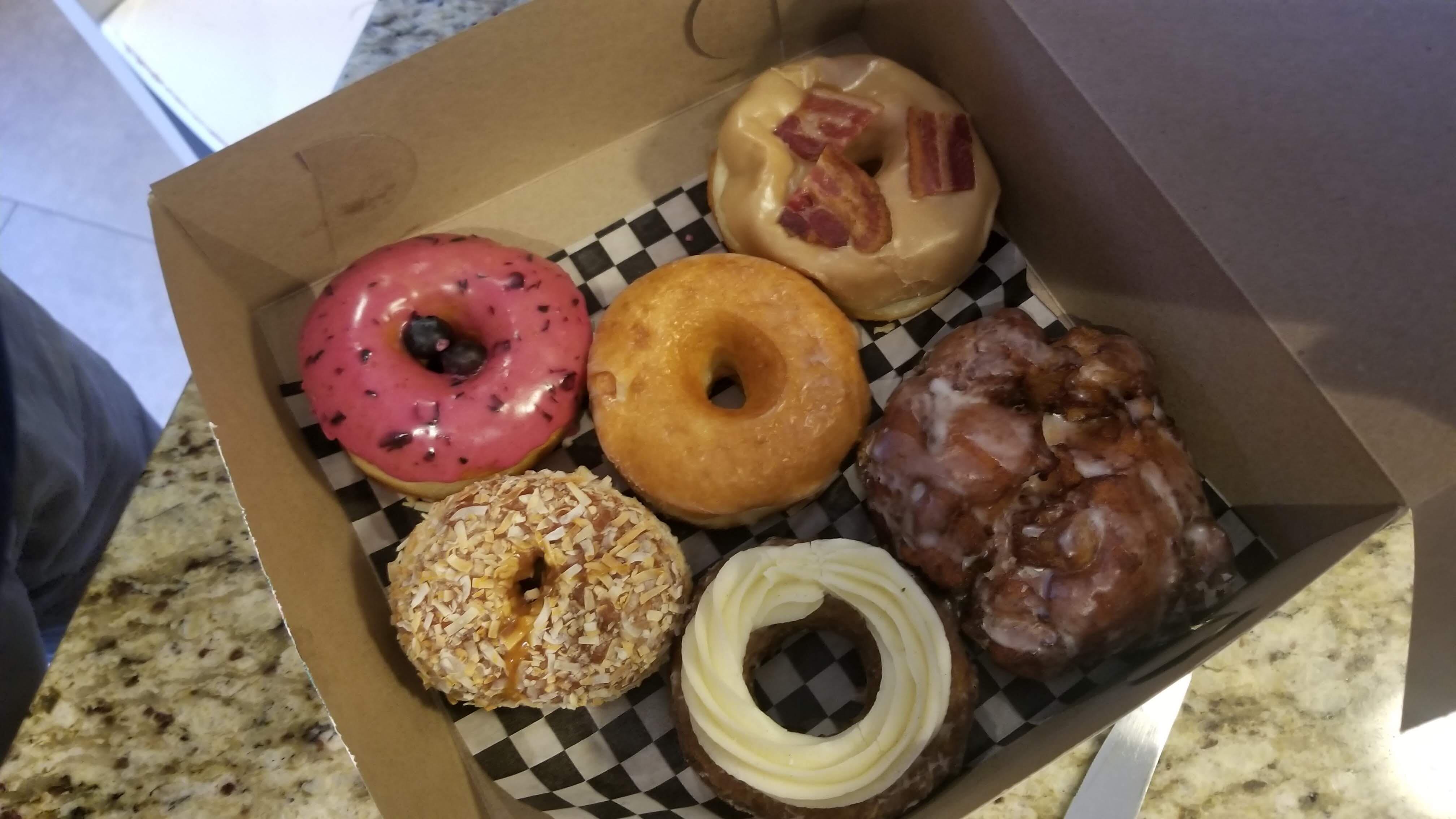 [OC] In my search for the best apple fritter (raised yeast) in the