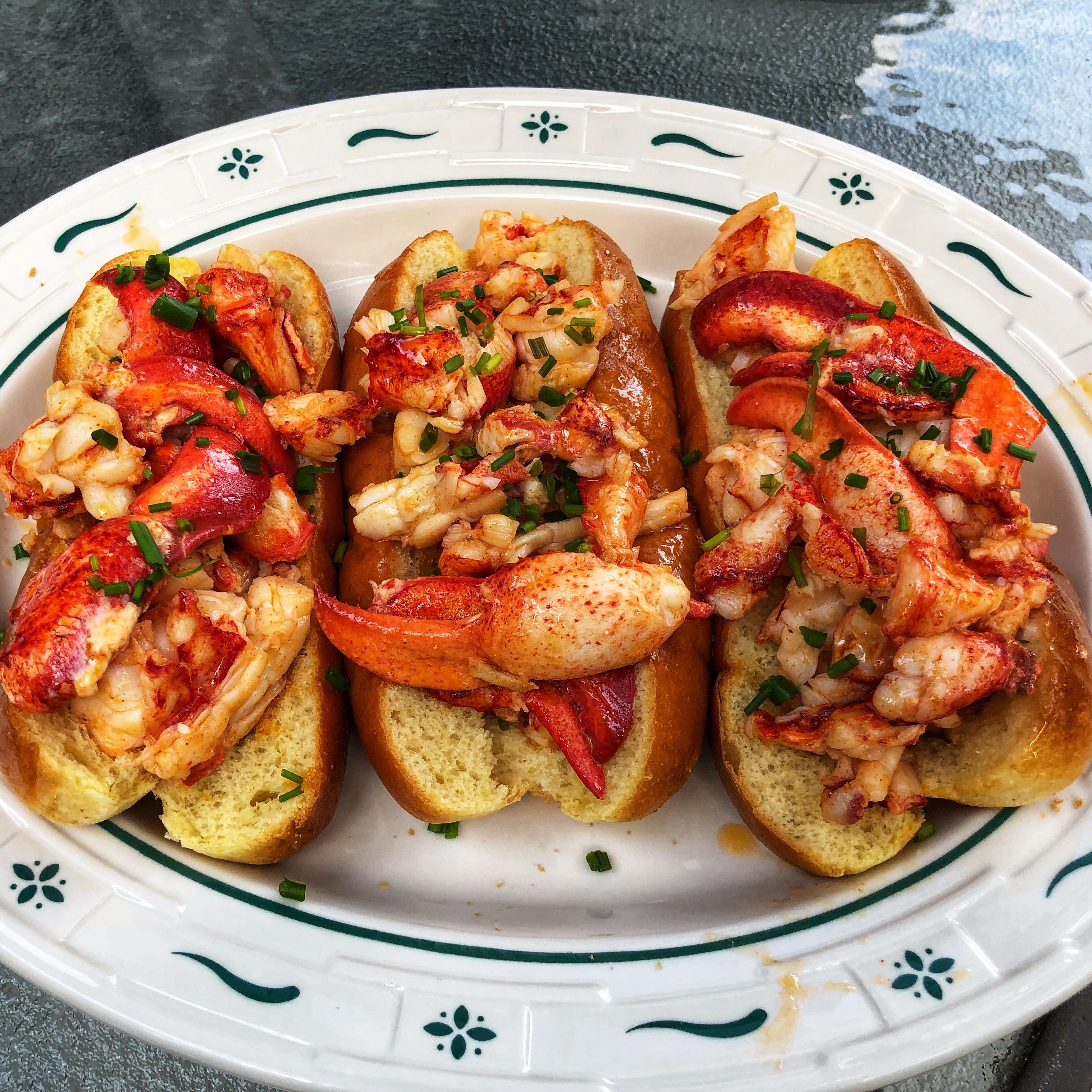 [Homemade] Lobster Rolls Connecticut Style food