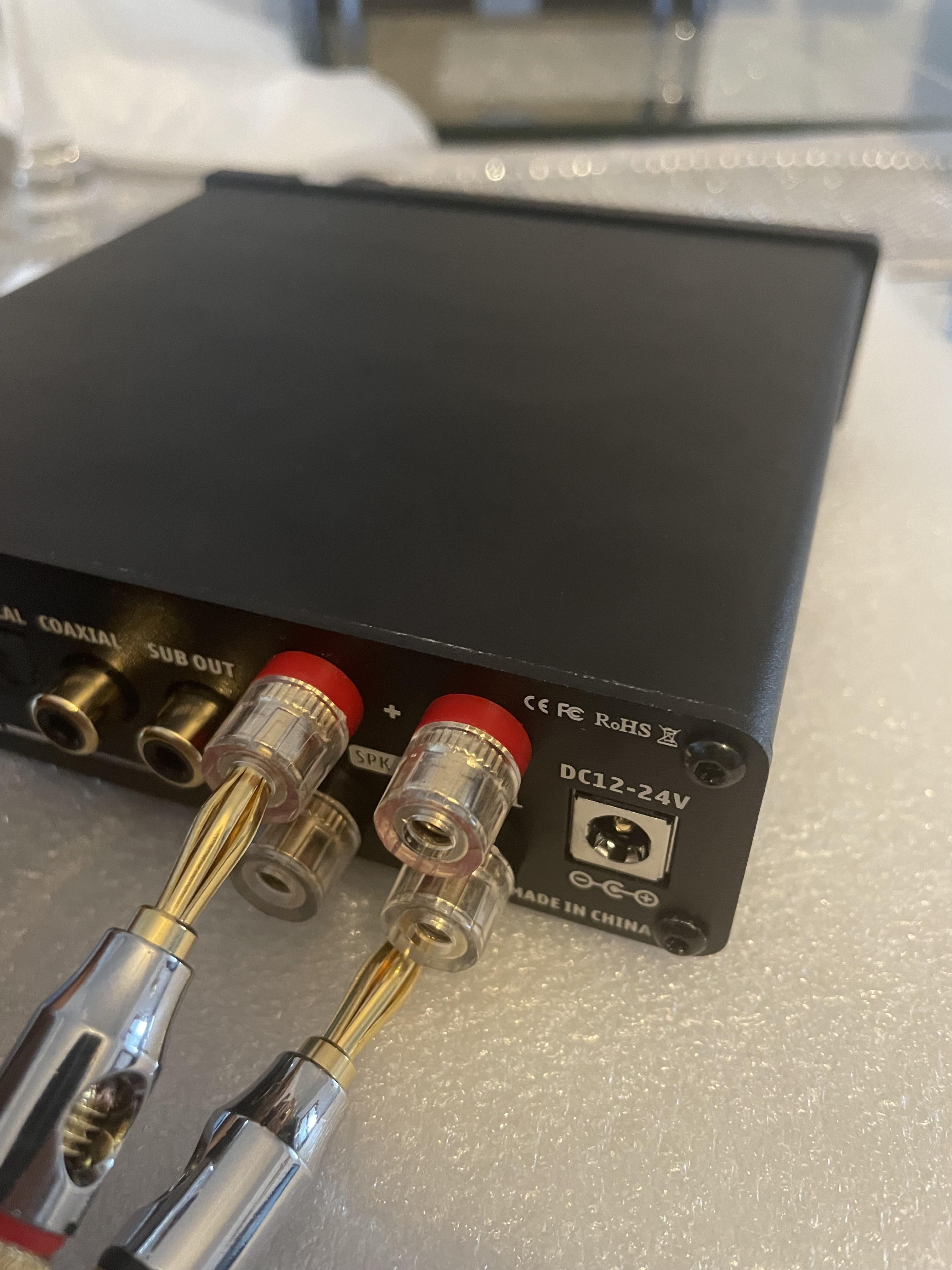 Banana plugs won't fit. Is this the wrong size or something? r