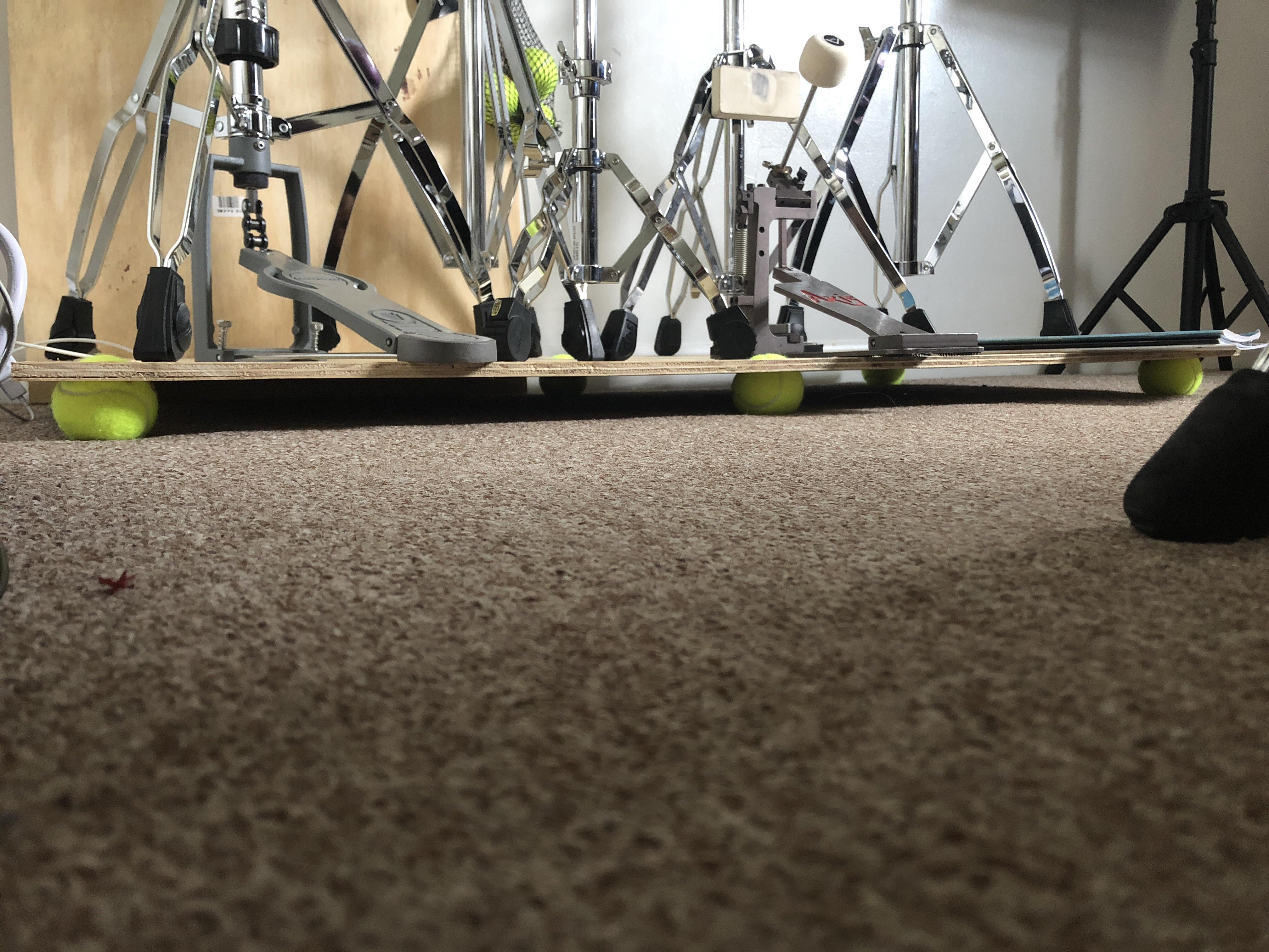 Apartment practice pad set up r/drums