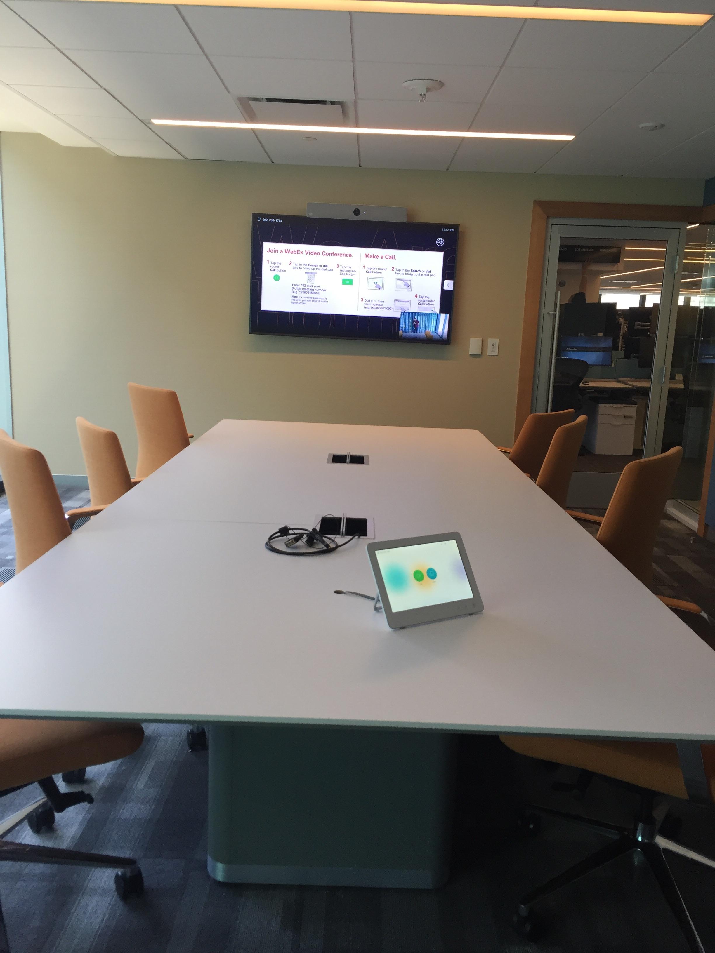 Medium Conference Room with Cisco Spark Kit and touch 10 integrates