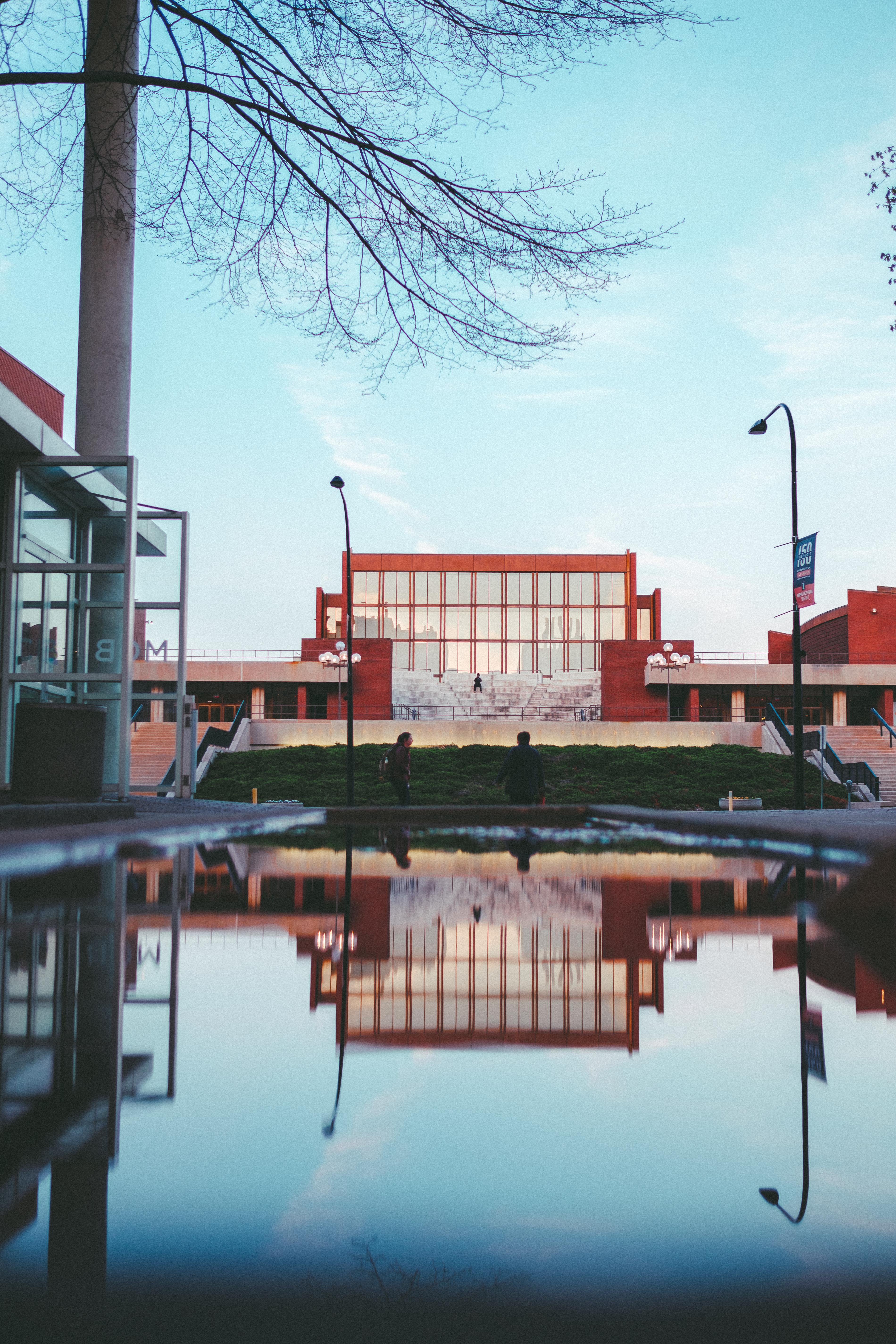 Krannert reflections at golden hour r/UIUC