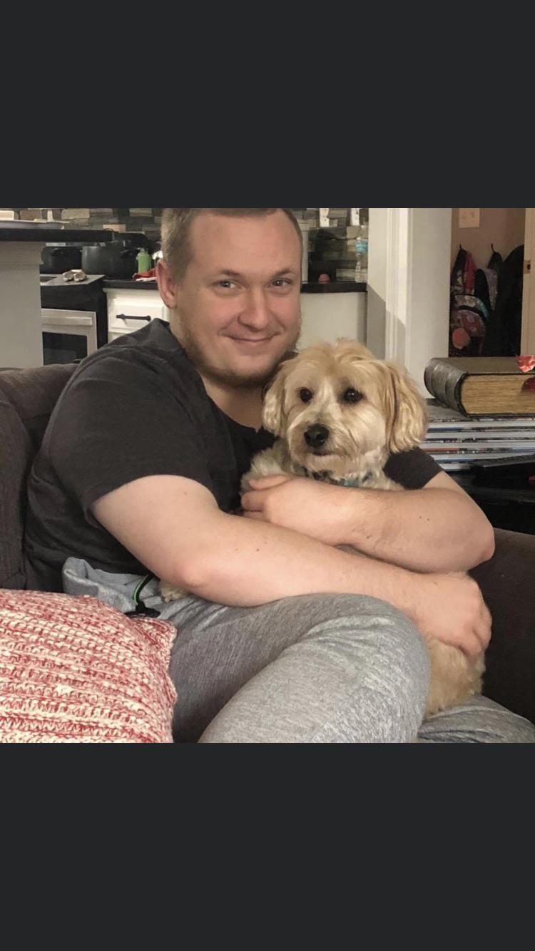 My niece’s dog sitting in my lap. I love this Doggo r/Eyebleach