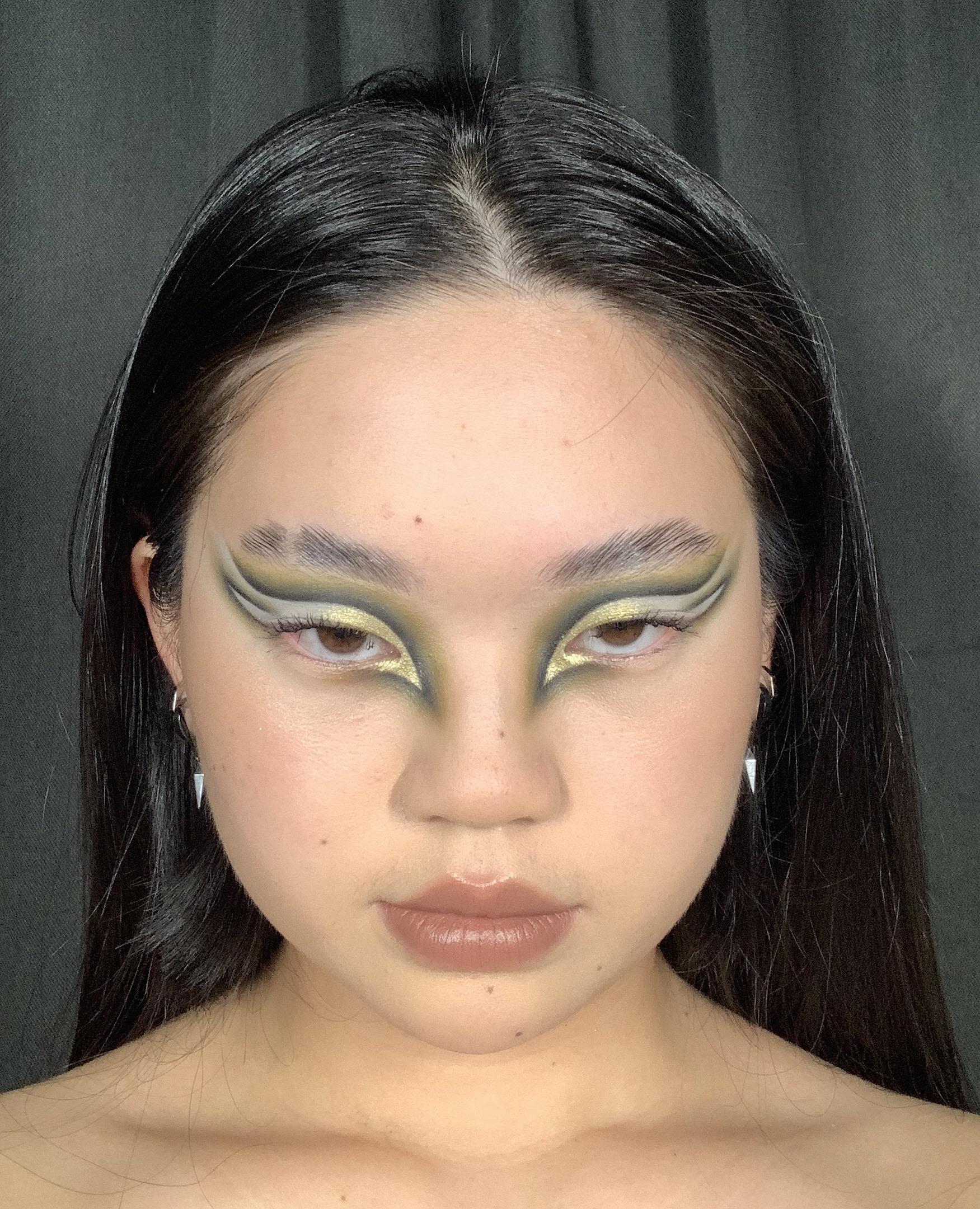 I love olive eyeshadows! r/MakeupAddiction