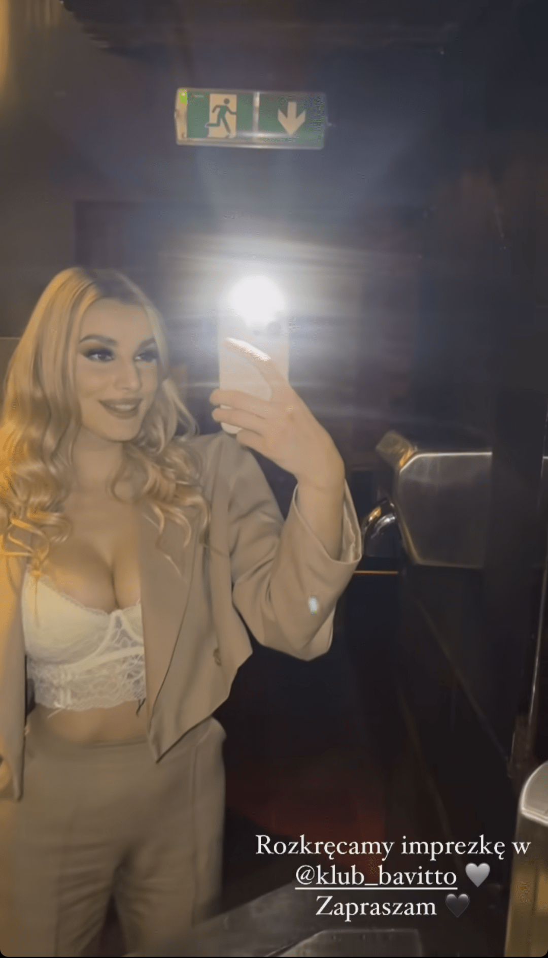 Agnieszka Bobek ta od argumentów (myślałem że ma trochę mniejsze) : SexyPolishYoutuber