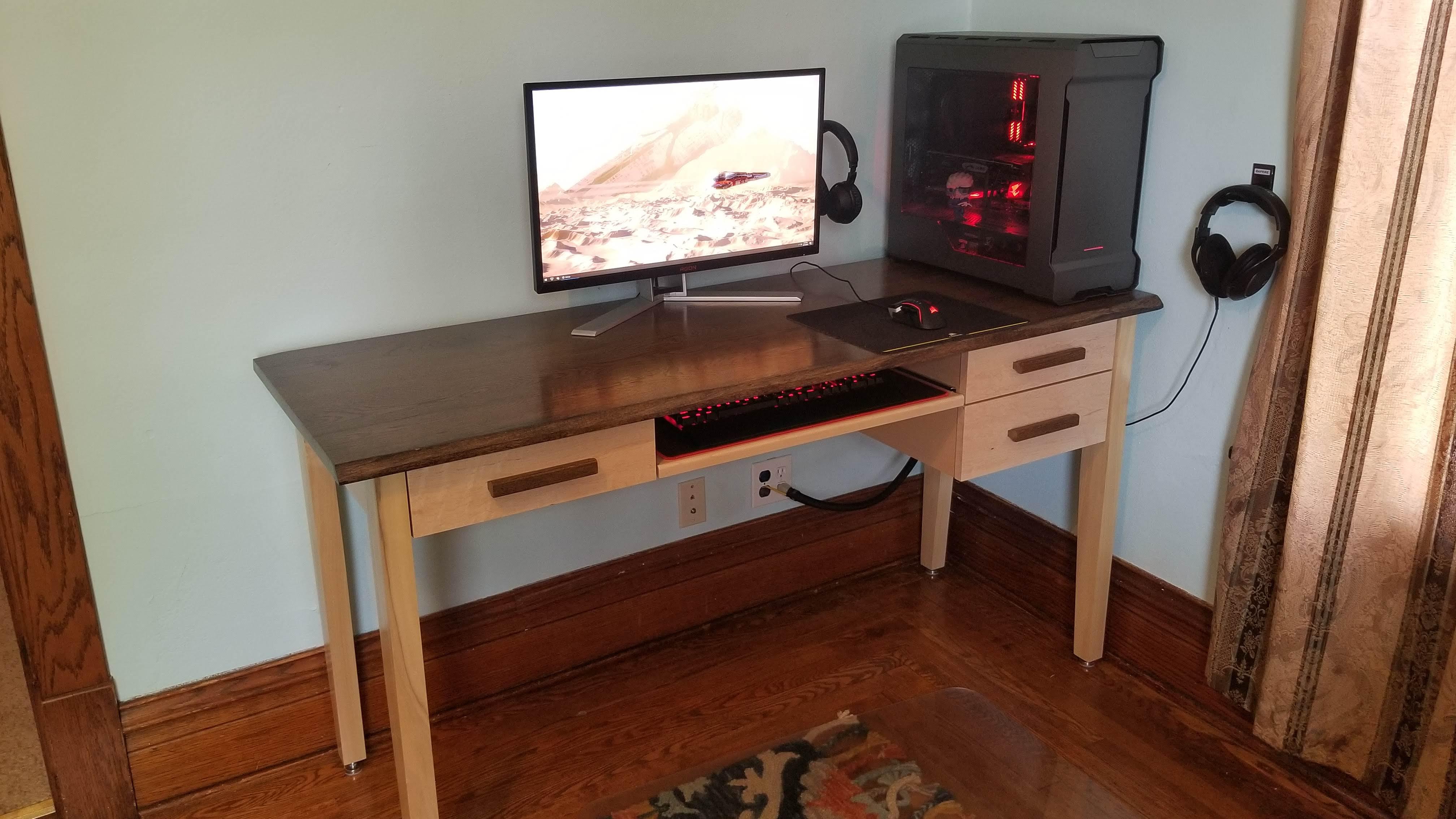 Quarantine Computer Desk r/woodworking