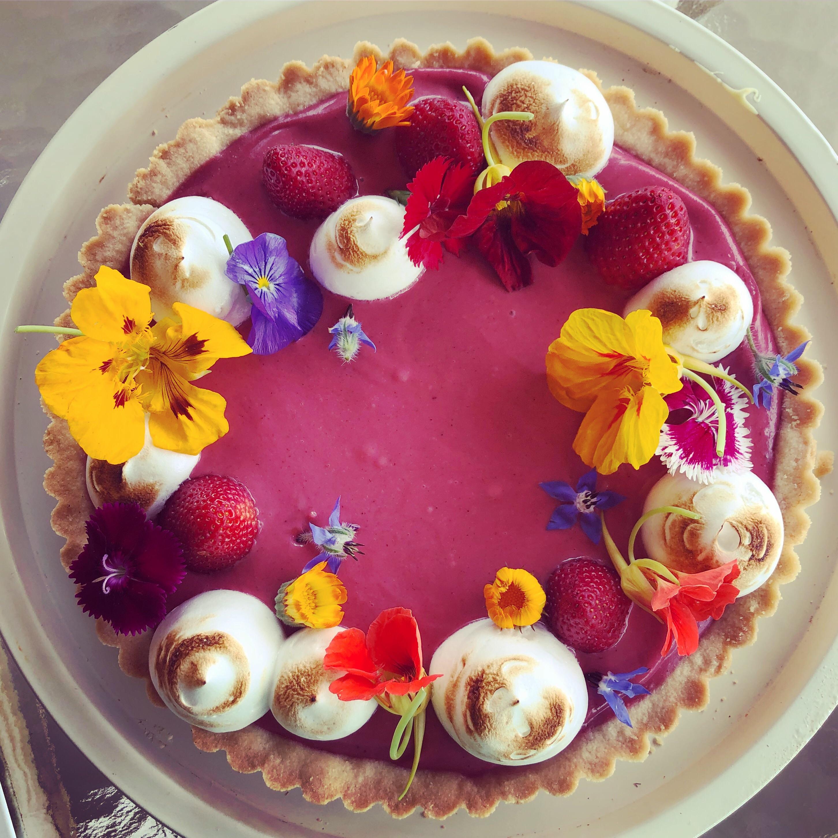 Hibiscus strawberry tart with edible flowers r/Baking