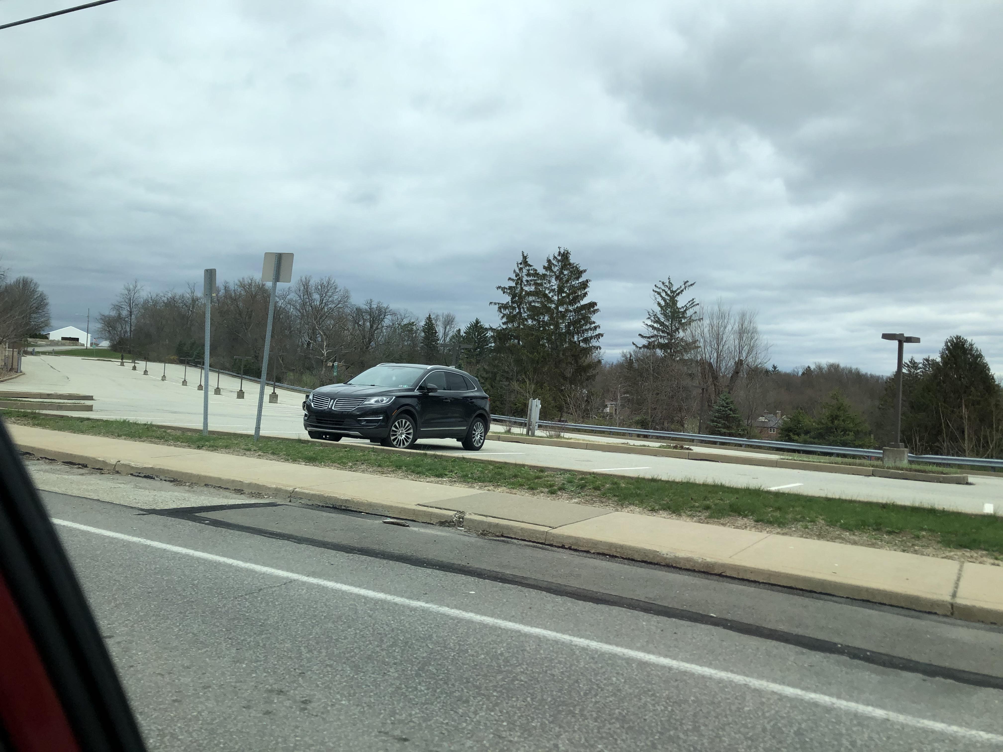 Amazing to see the Bethel Park Park and Ride lot this empty. Not