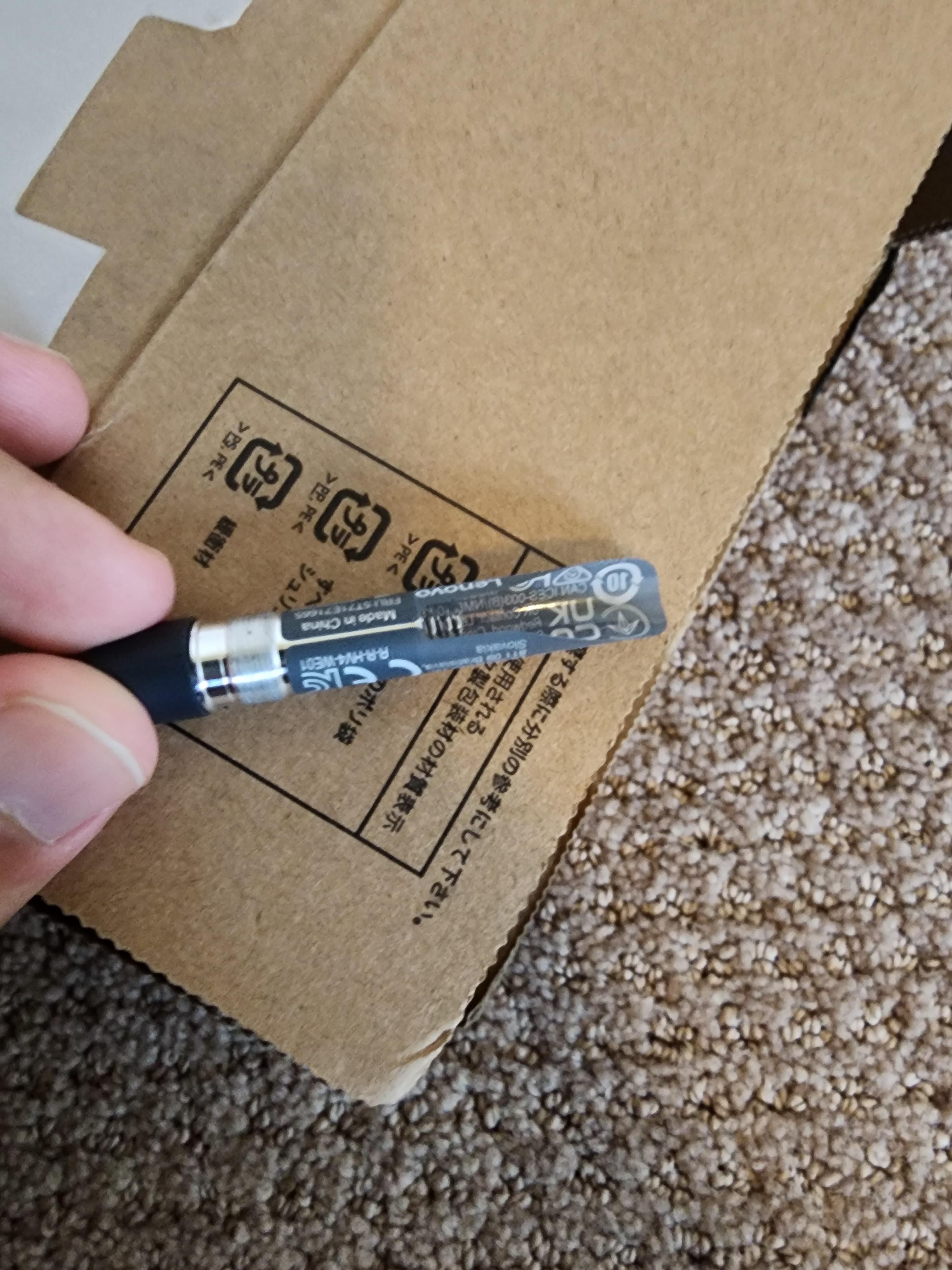 My Lenovo Pen (that came with my Ideapad 5 Flex) has this plastic thing