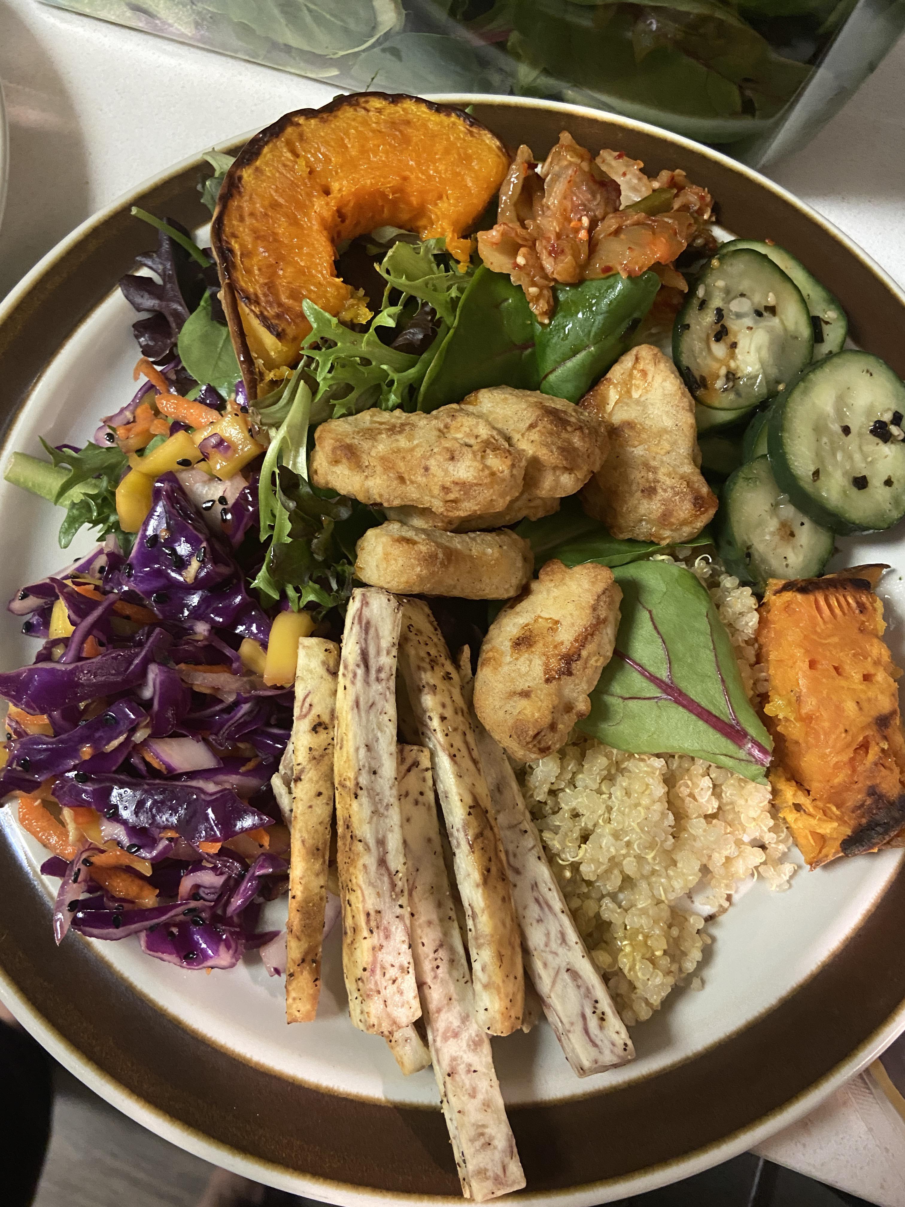 Used up all the veggies in my fridge! Avant garde vegan dinner r/vegan