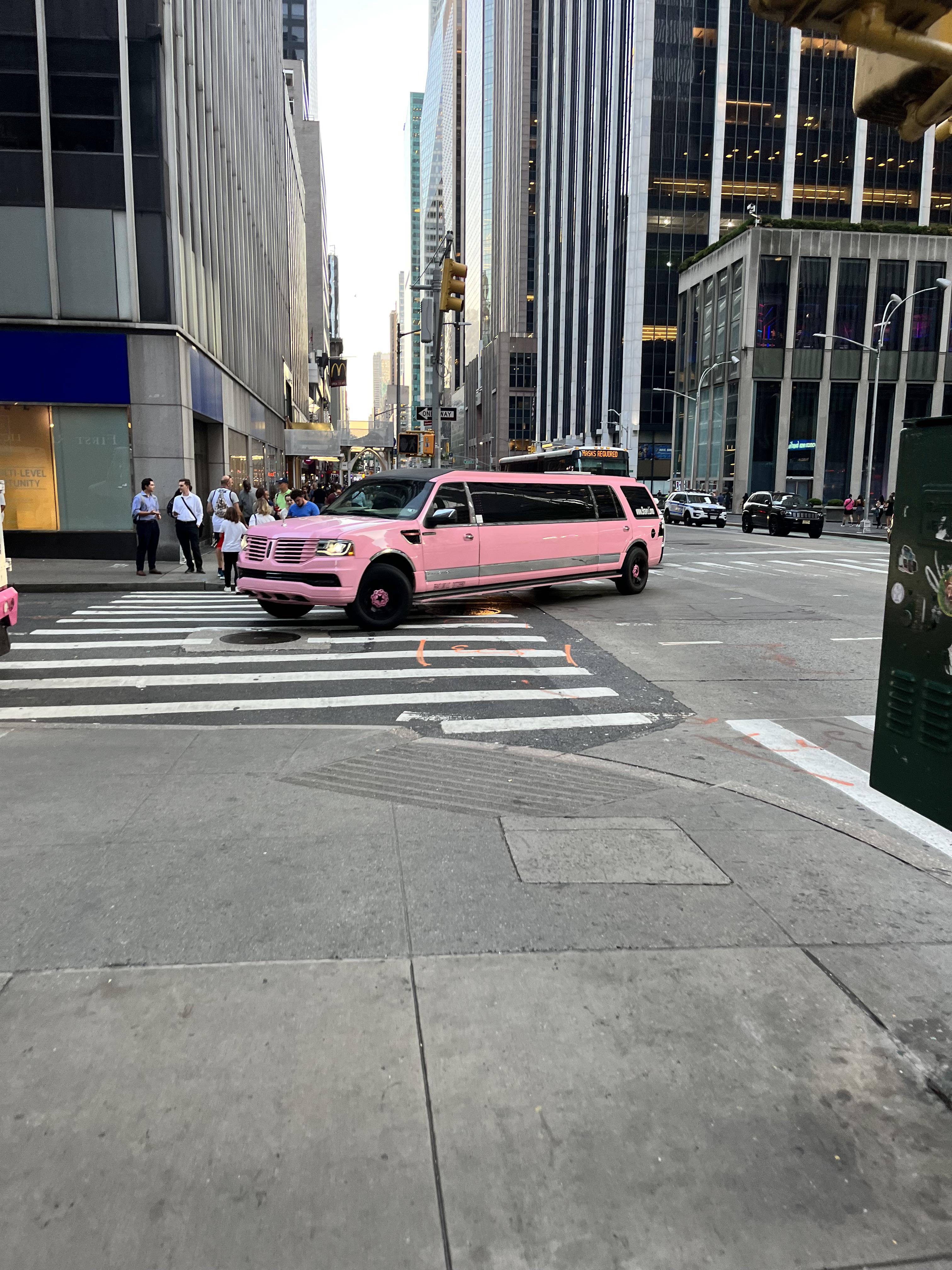 1555 best Girl Power images on Pholder The Eric Andre Show, Curated