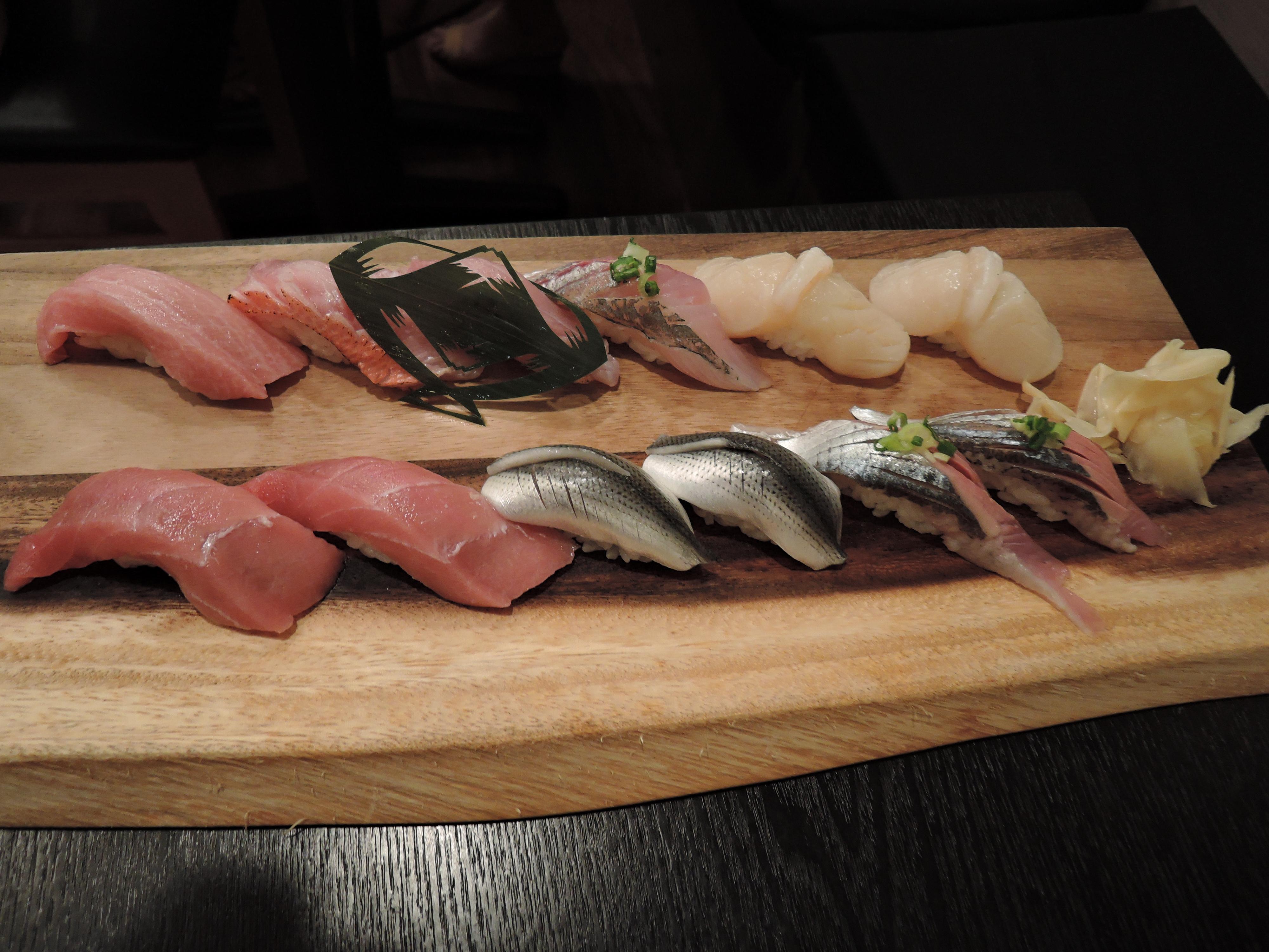 Various nigiri. Akira Japanese Restaurant. Honolulu, Hawaii. r/sushi
