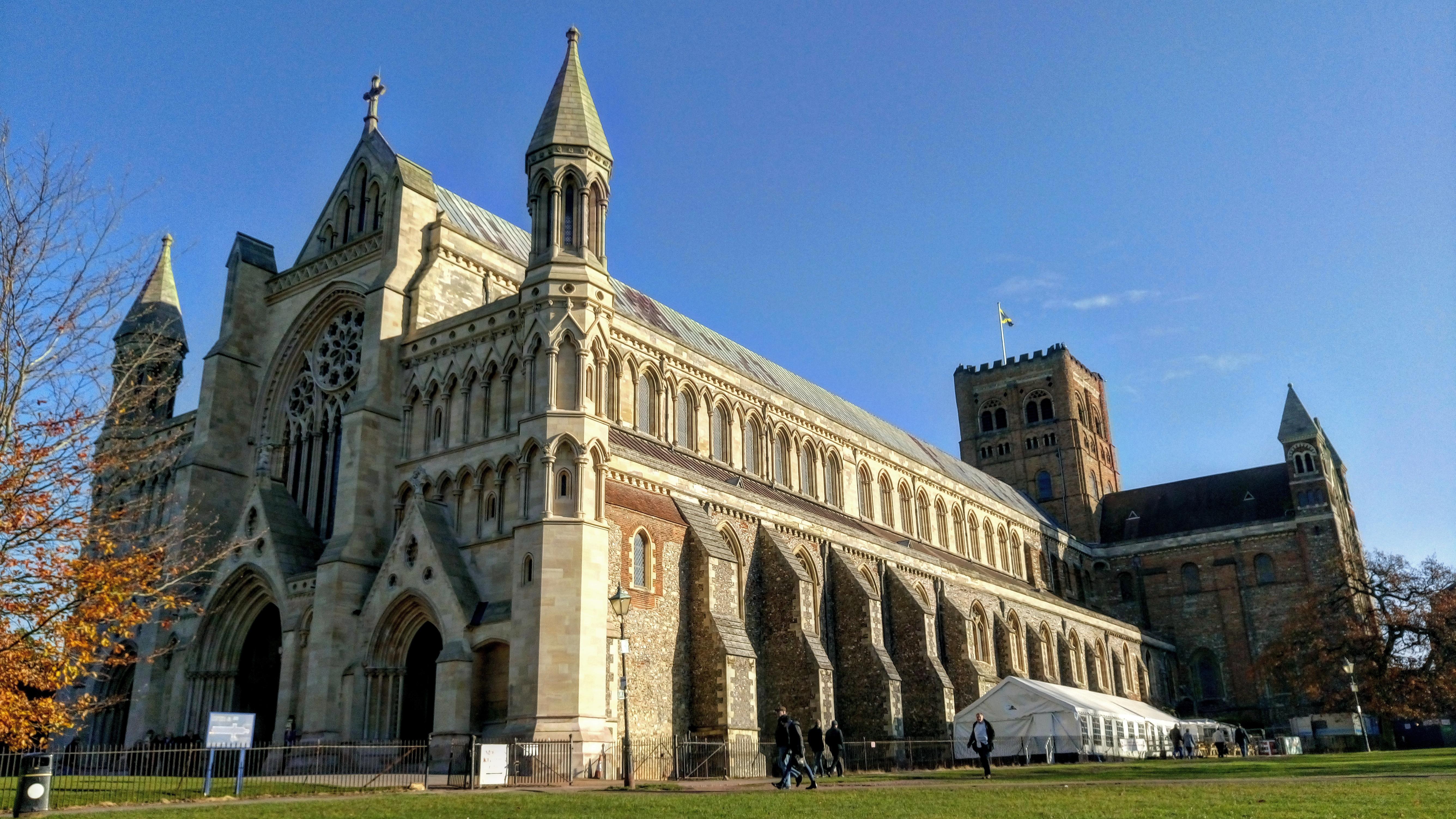 St Albans Cathedral [5344x3008] r/ArchitecturePorn
