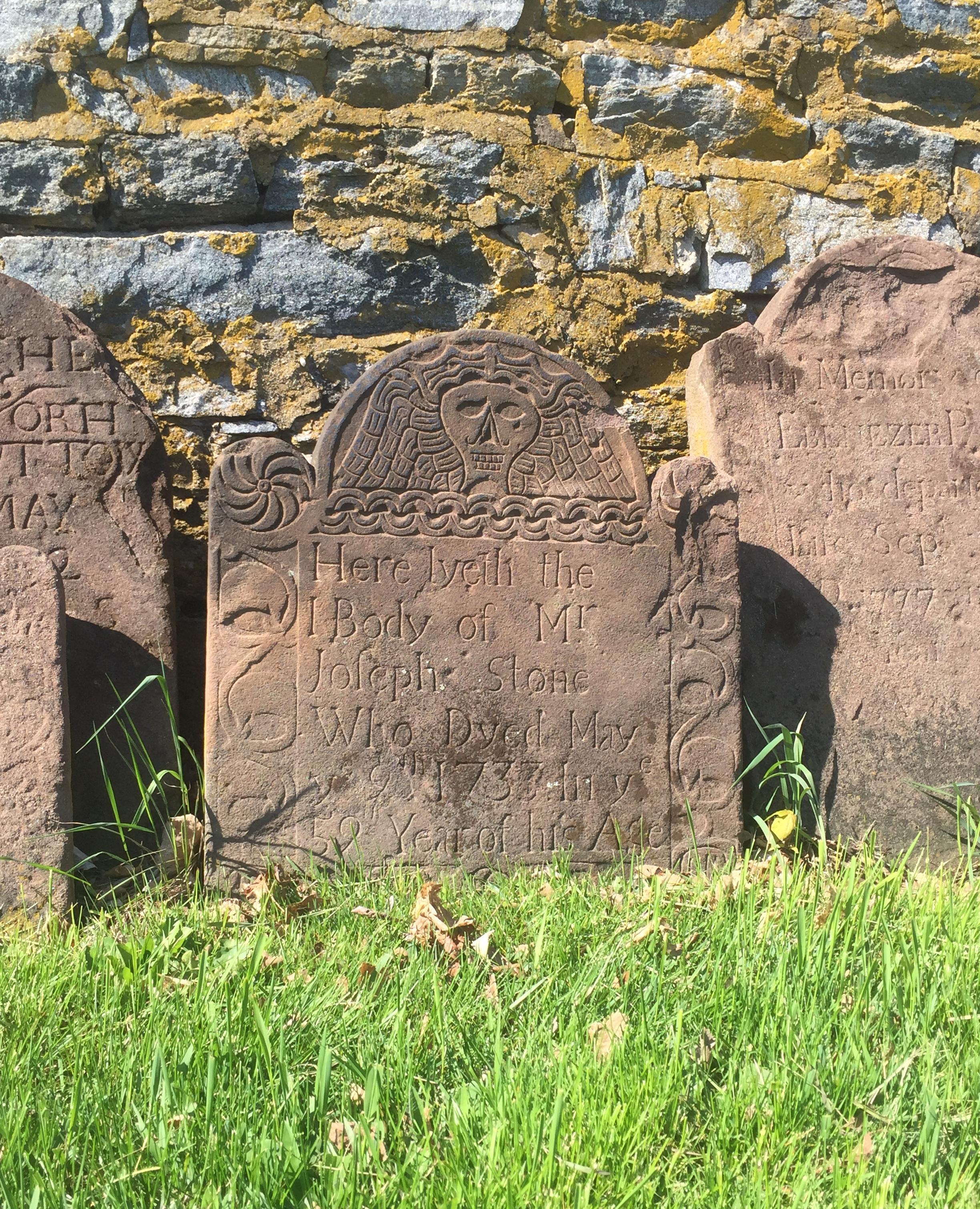 Puritan headstone with "death head", Guilford, Connecticut [2448 × 3021