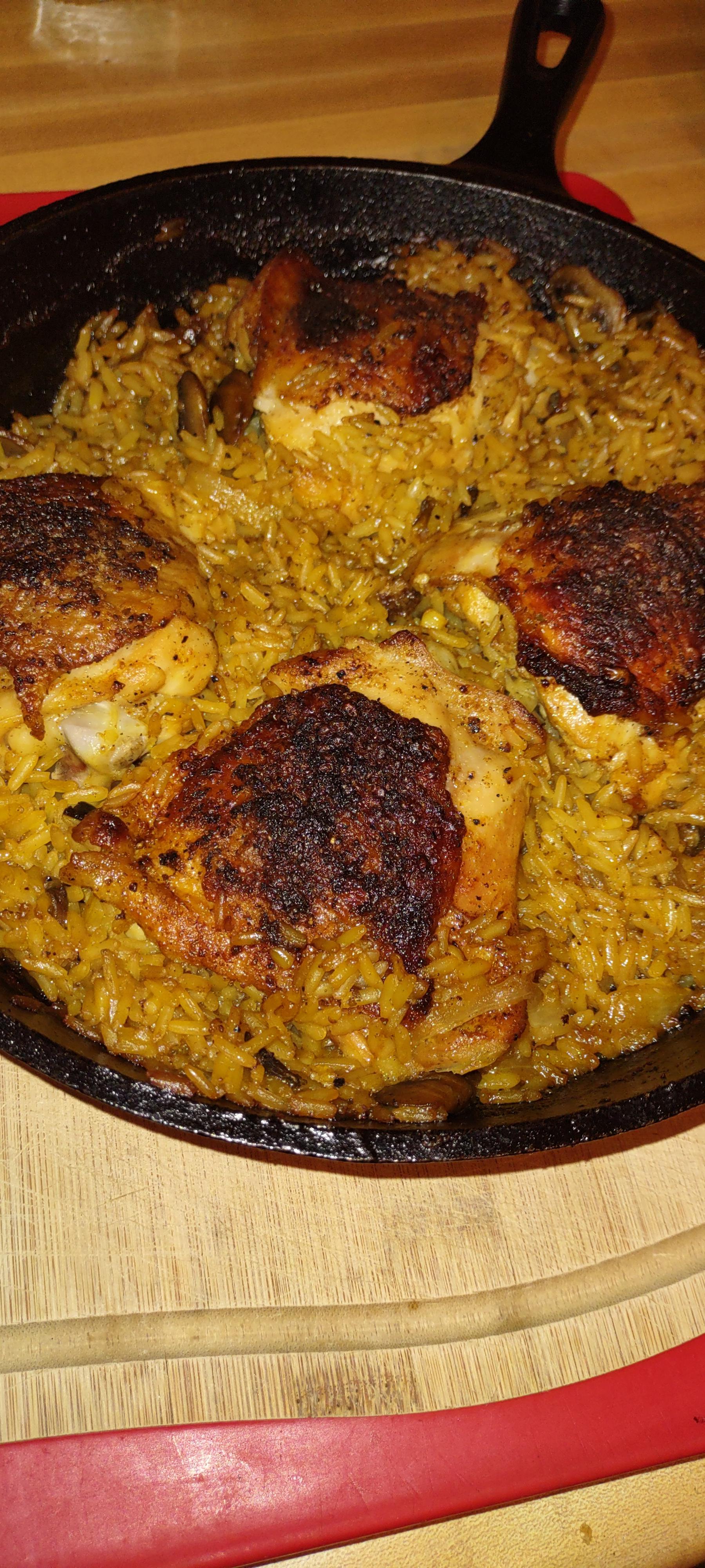 One pan oven roasted chicken thighs and rice! r/FoodPorn