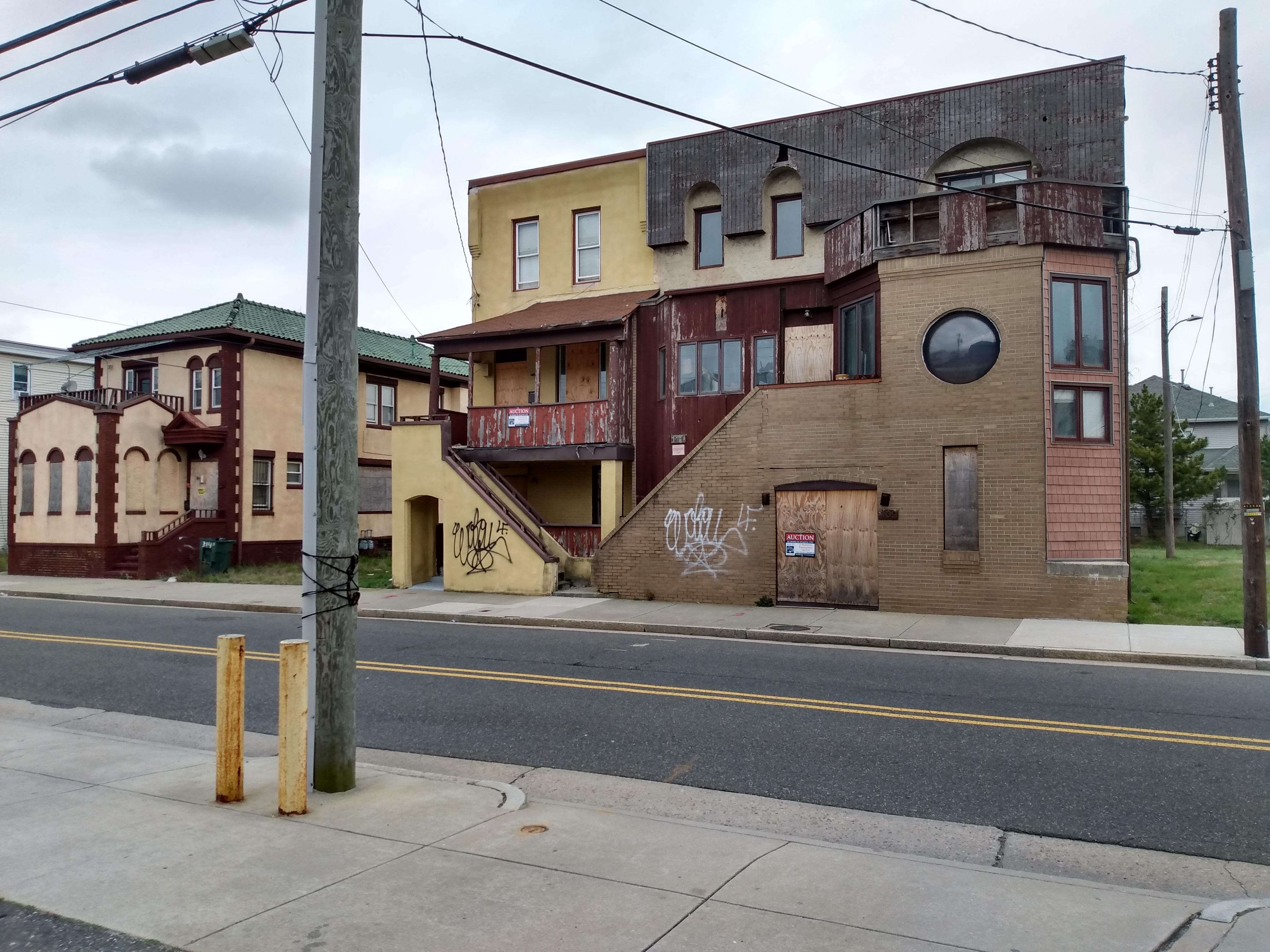 Maryland Avenue in Atlantic City (32220) r/newjersey