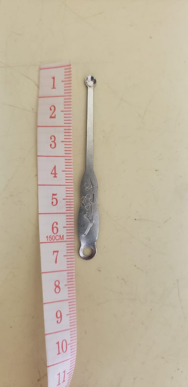 I found this little metal thing in a sew kit but it doesn't say what it
