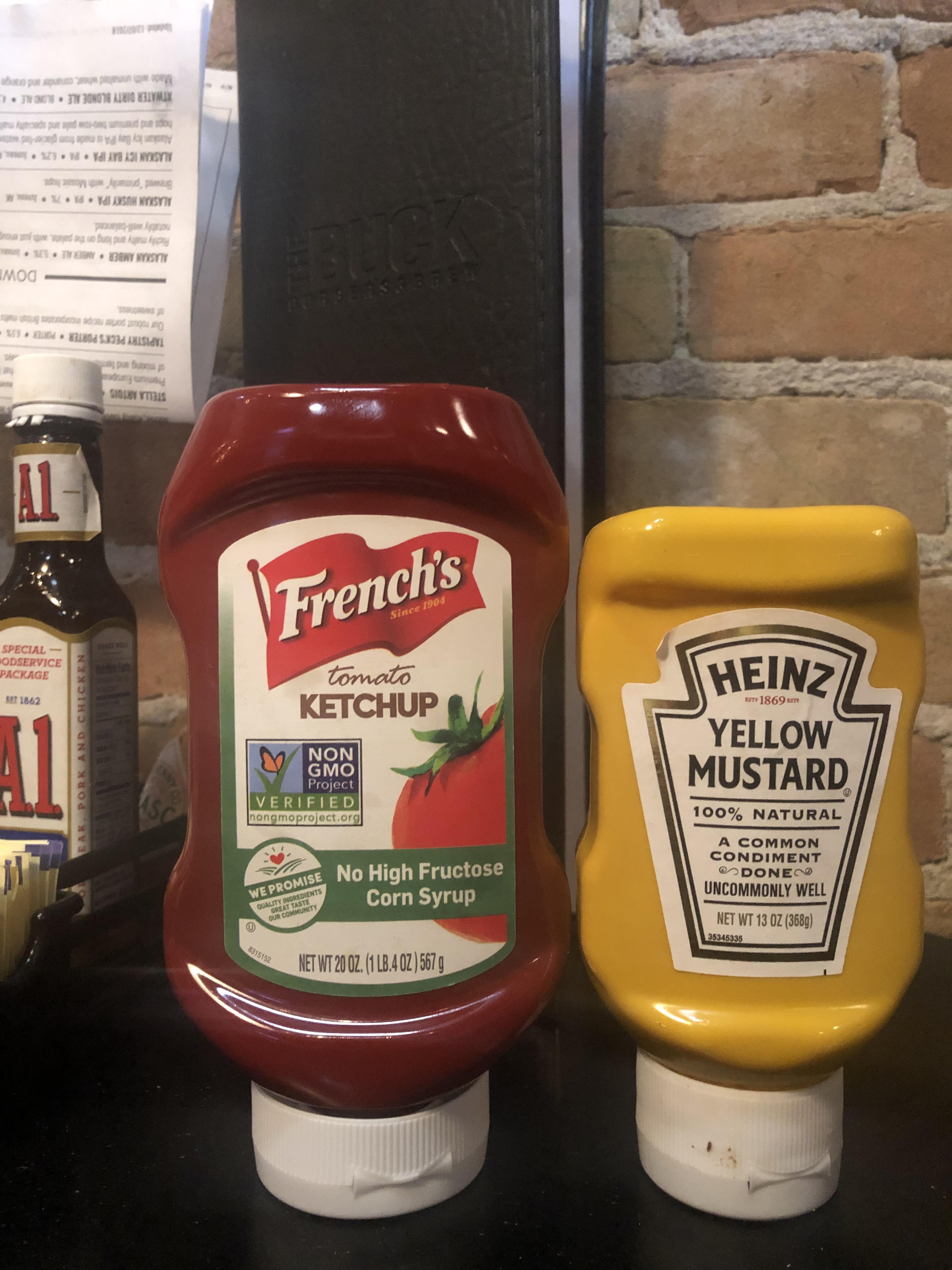 This restaurant has French’s Ketchup and Heinz Mustard r/mildlyinteresting