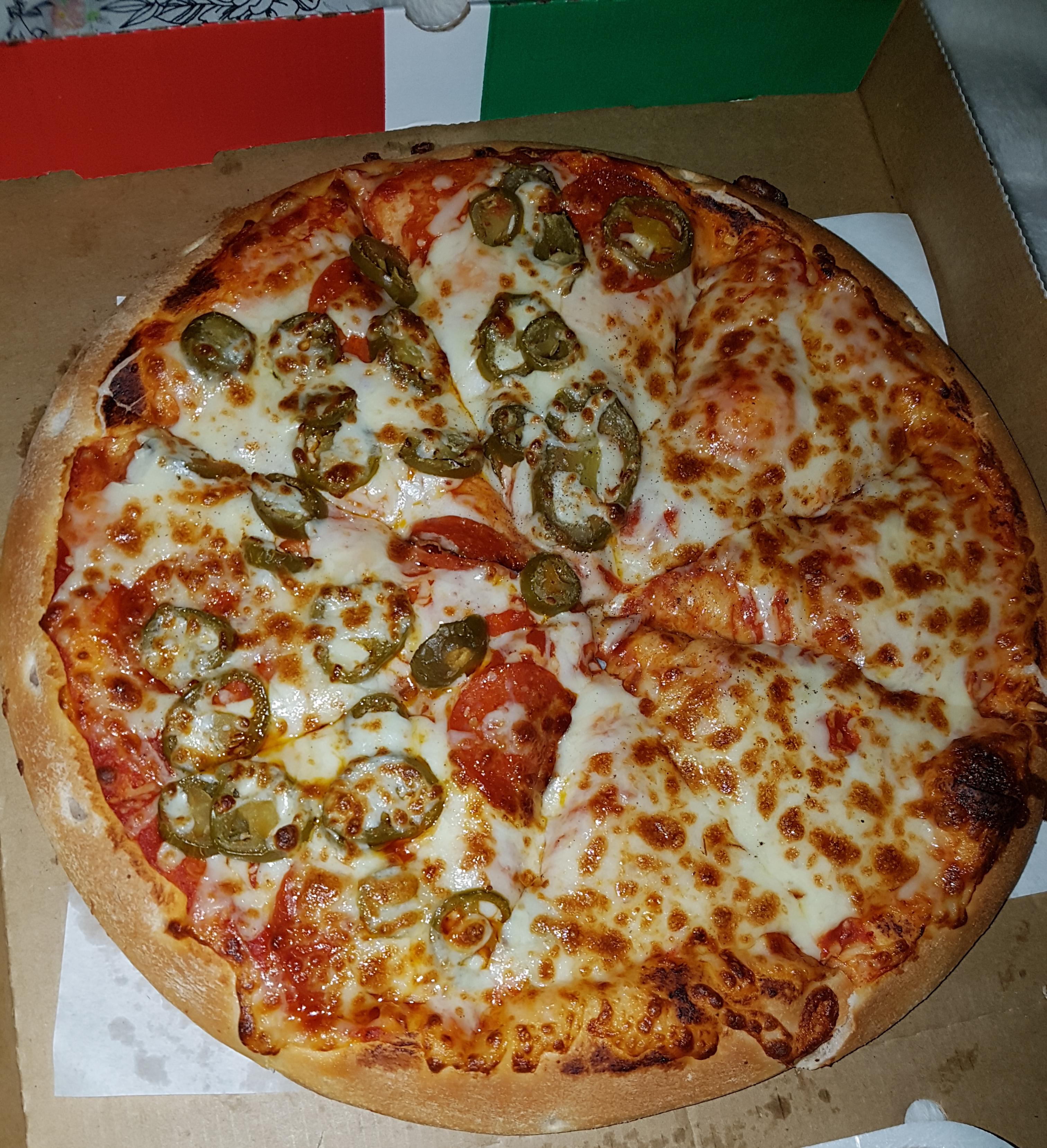 Half cheese half jalapeno and pepperoni r/Pizza