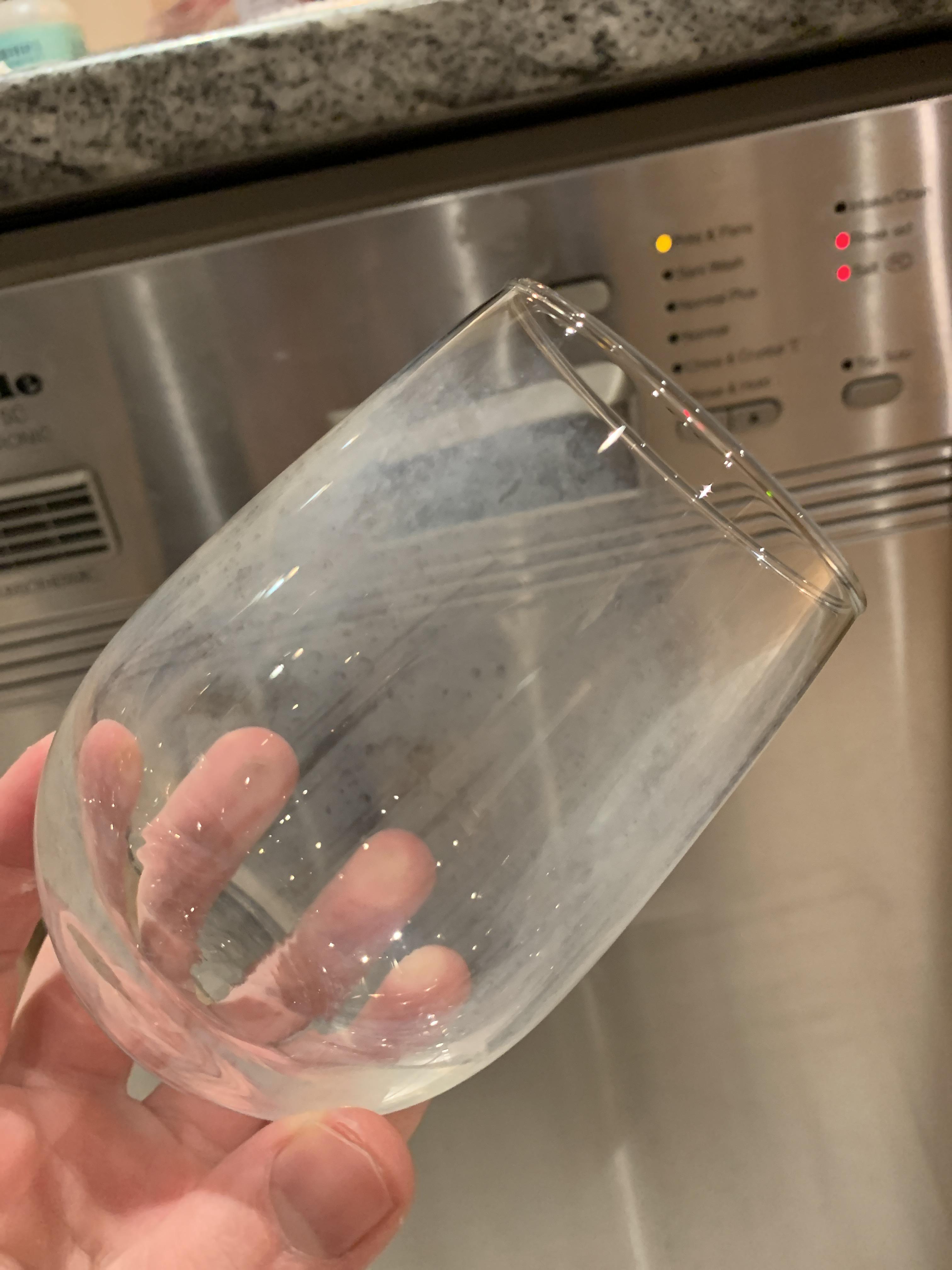 Wine Glass Opacity r/CleaningTips