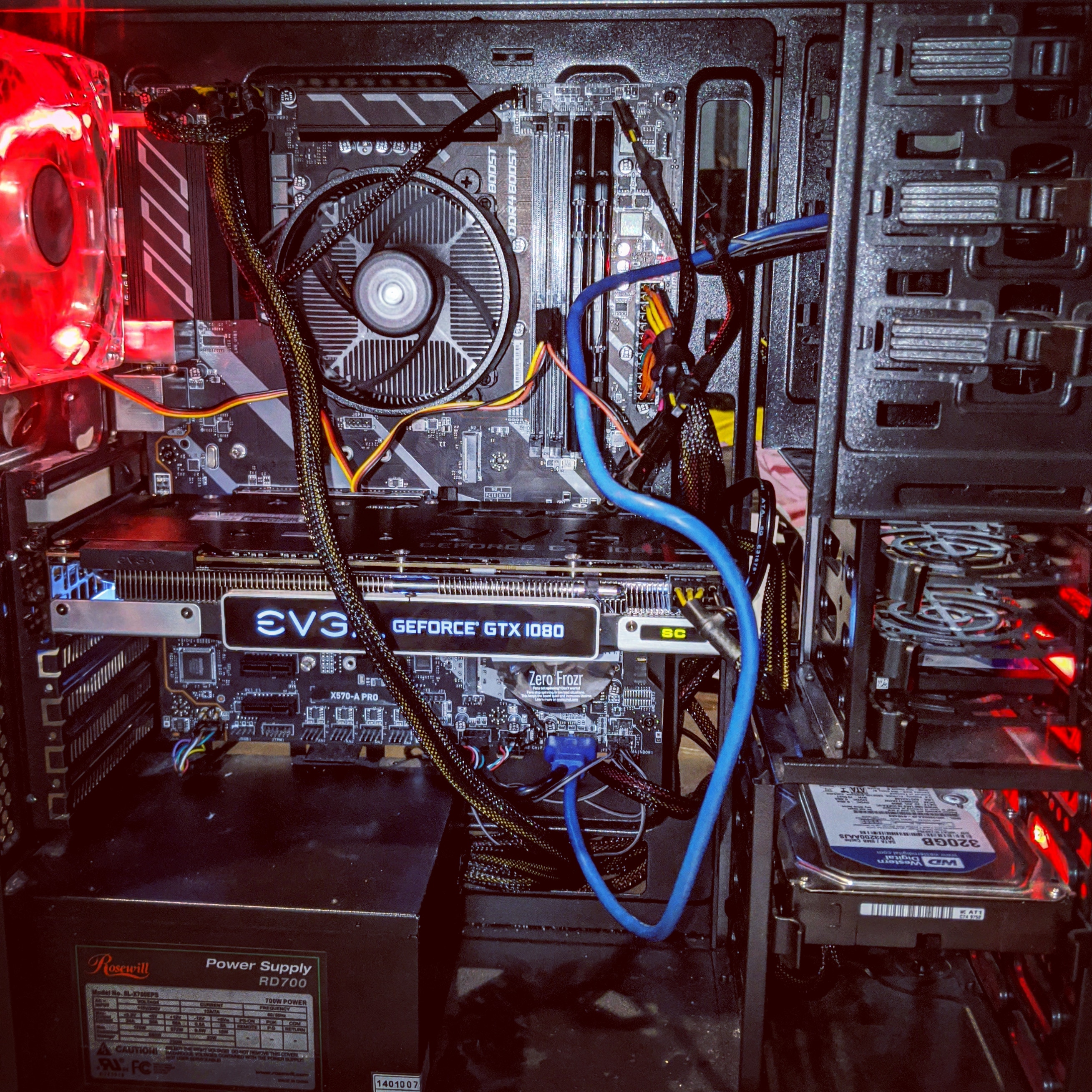 I bought a new DVI to DVI cable and still getting "no signal".