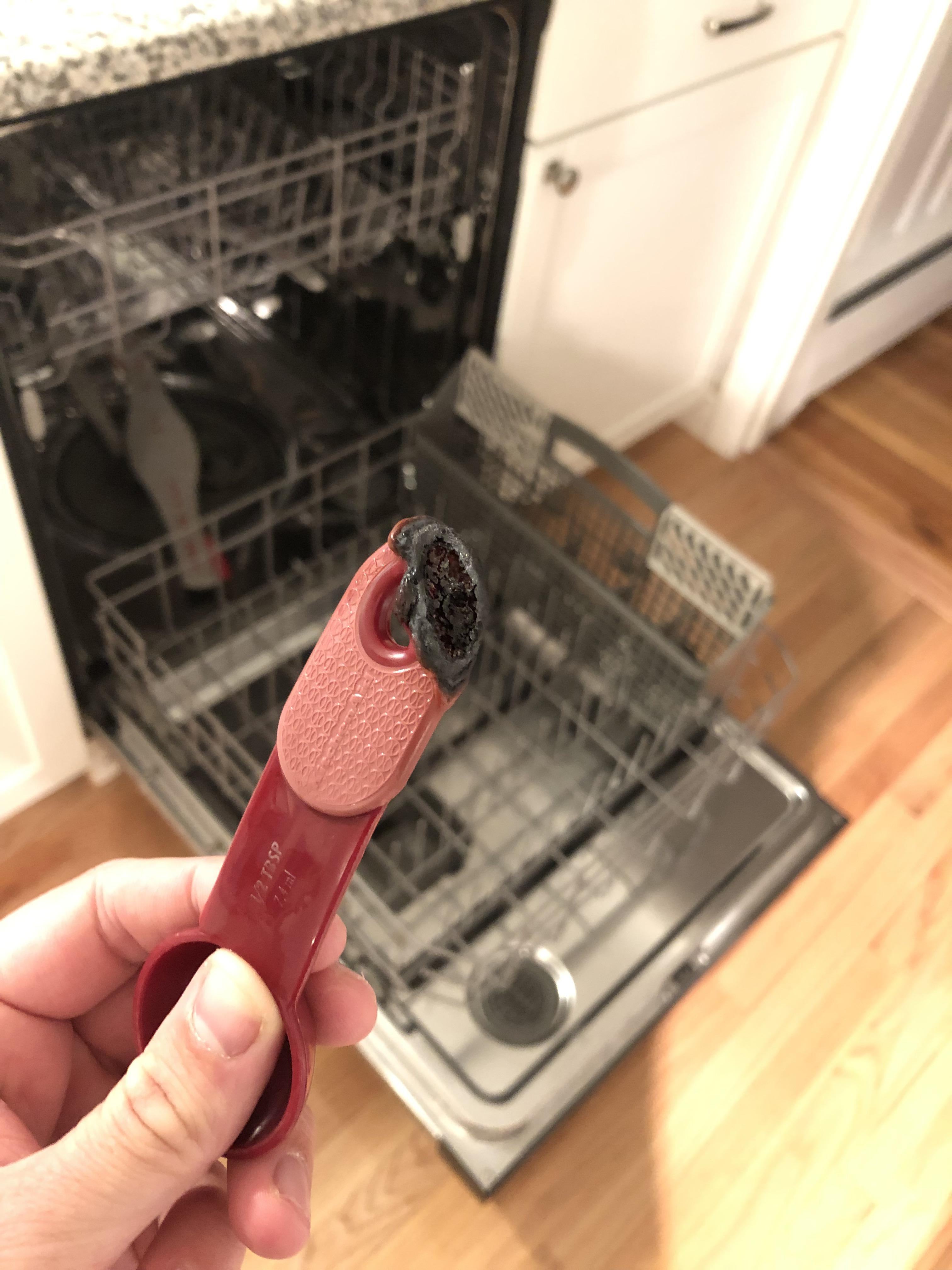 My dishwasher gets kind of hot on the bottom r/Wellthatsucks