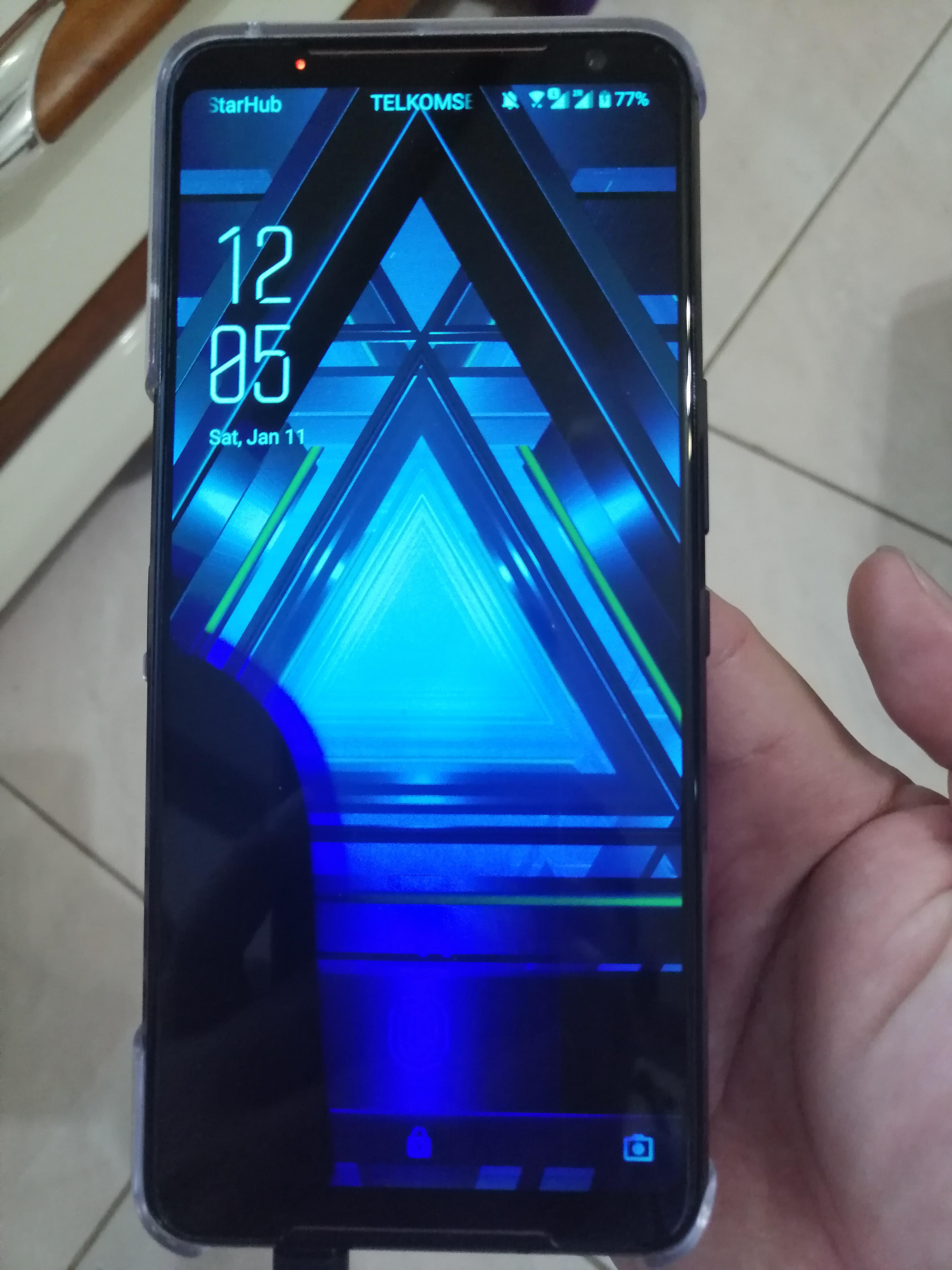 So I dropped my ROG phone 2 yesterday and this happened. externally it