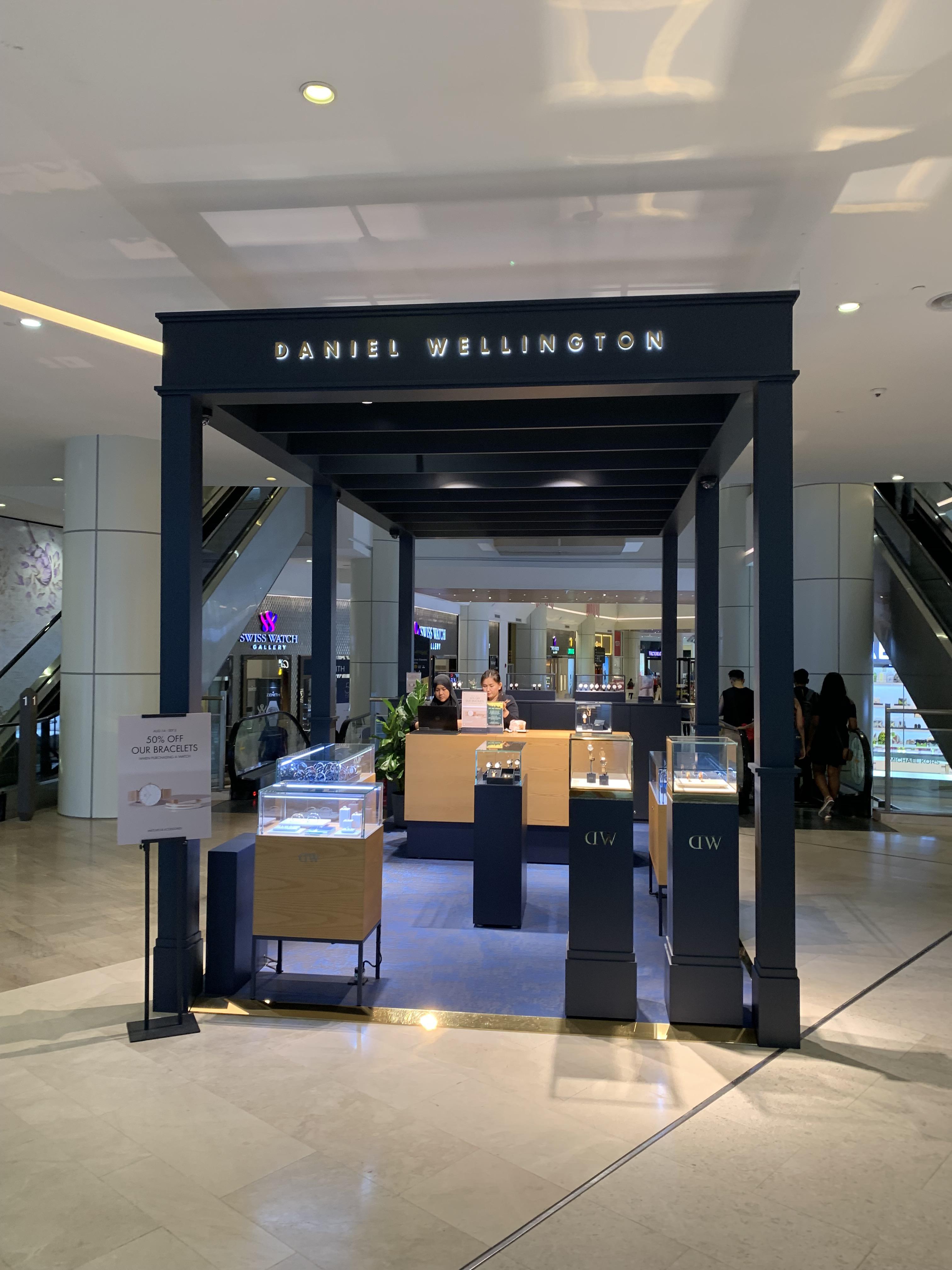 haidilao gurney paragon opening date Gordon Mills