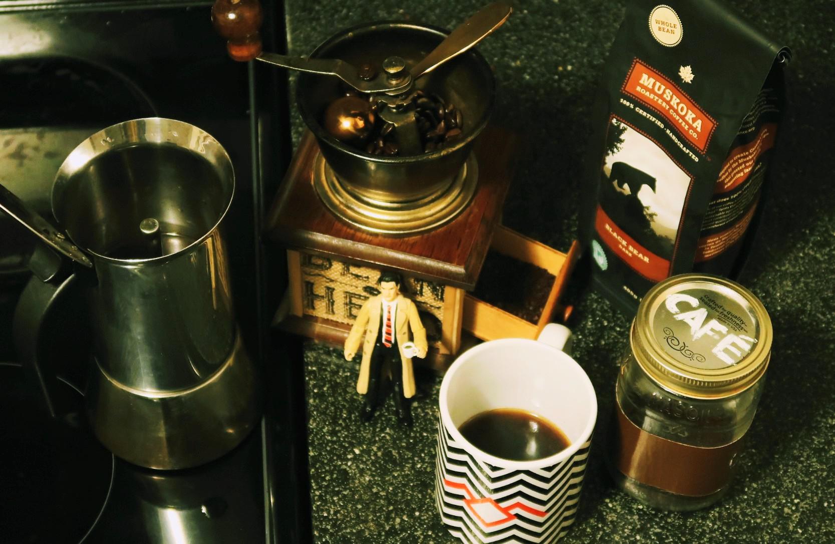 Happy International Coffee day ! ☕👌🏼 Dark roast, Conical burr grinder