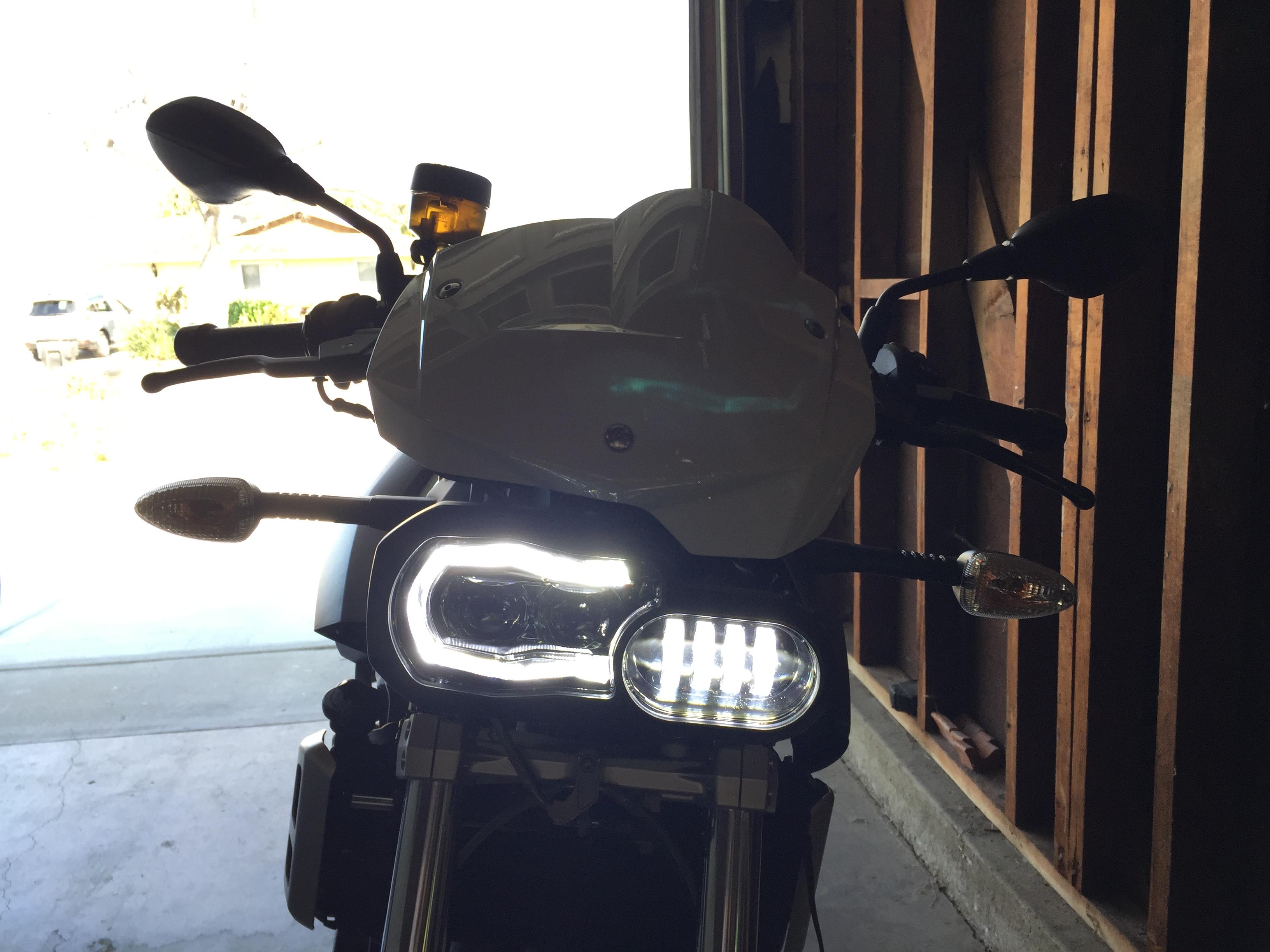LED Headlight Conversion +1 r/Motorrad