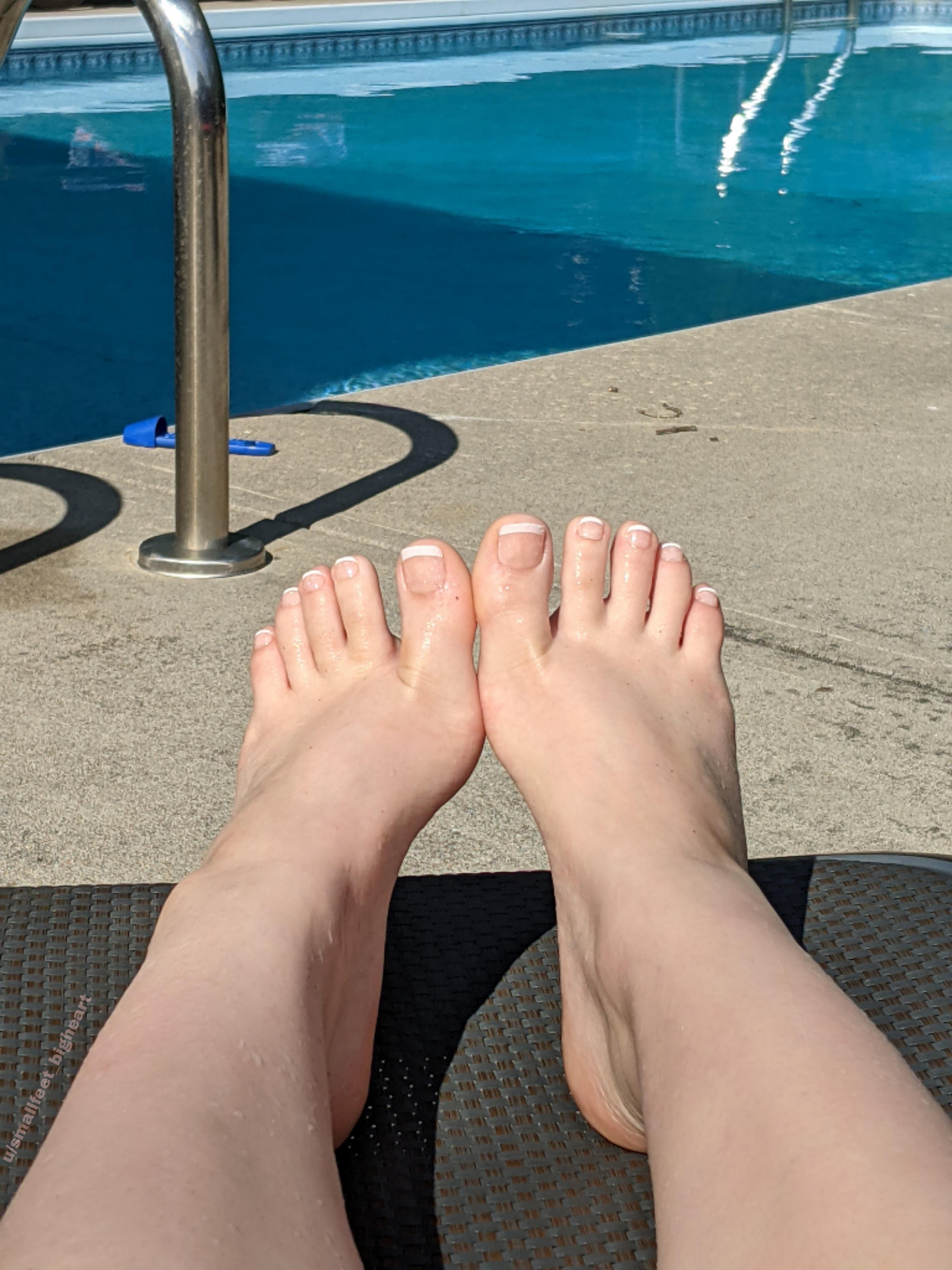 do you like wet feet? r/VerifiedFeet