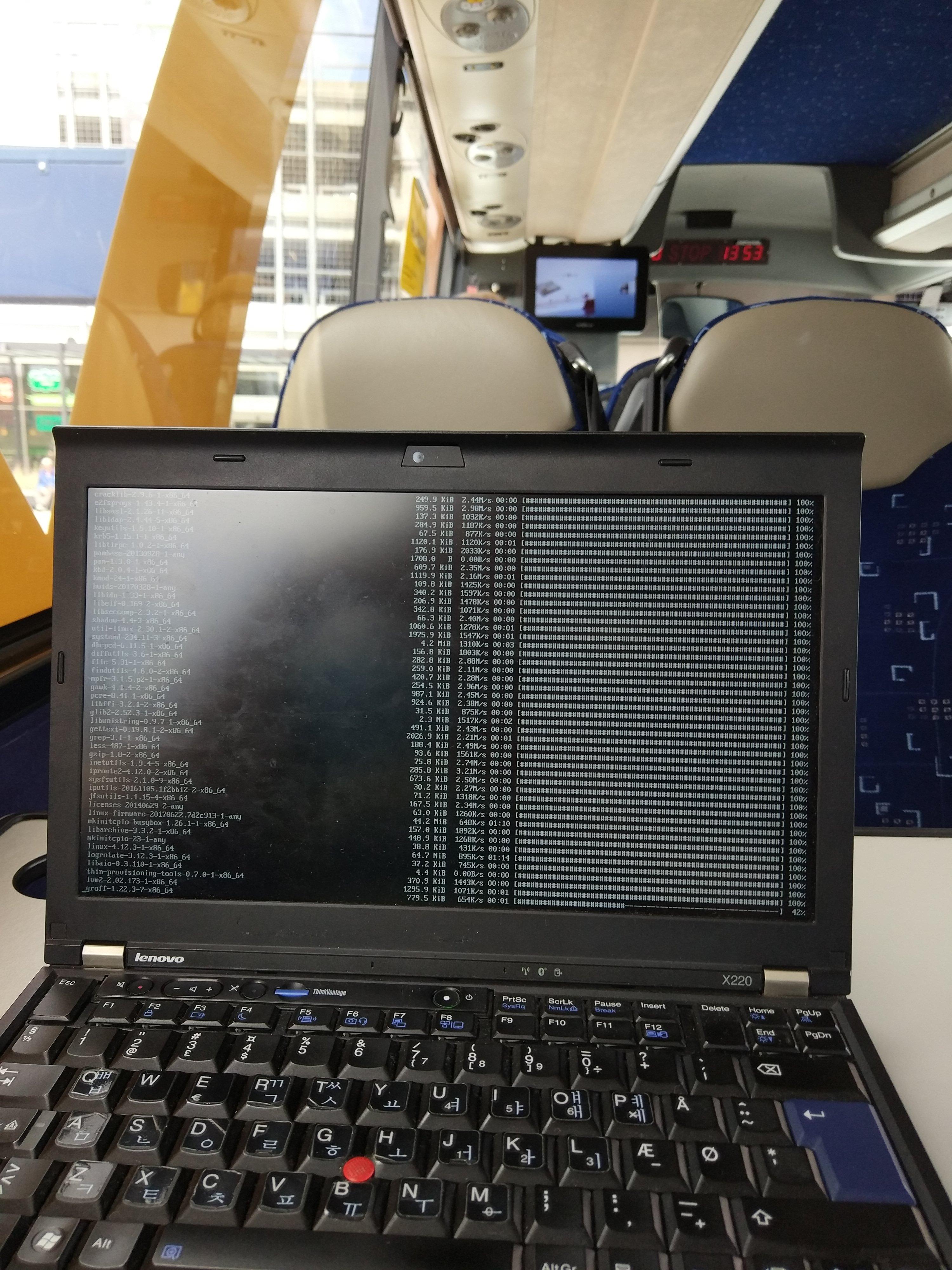 That moment when you pacstrap on the bus. r/archlinux
