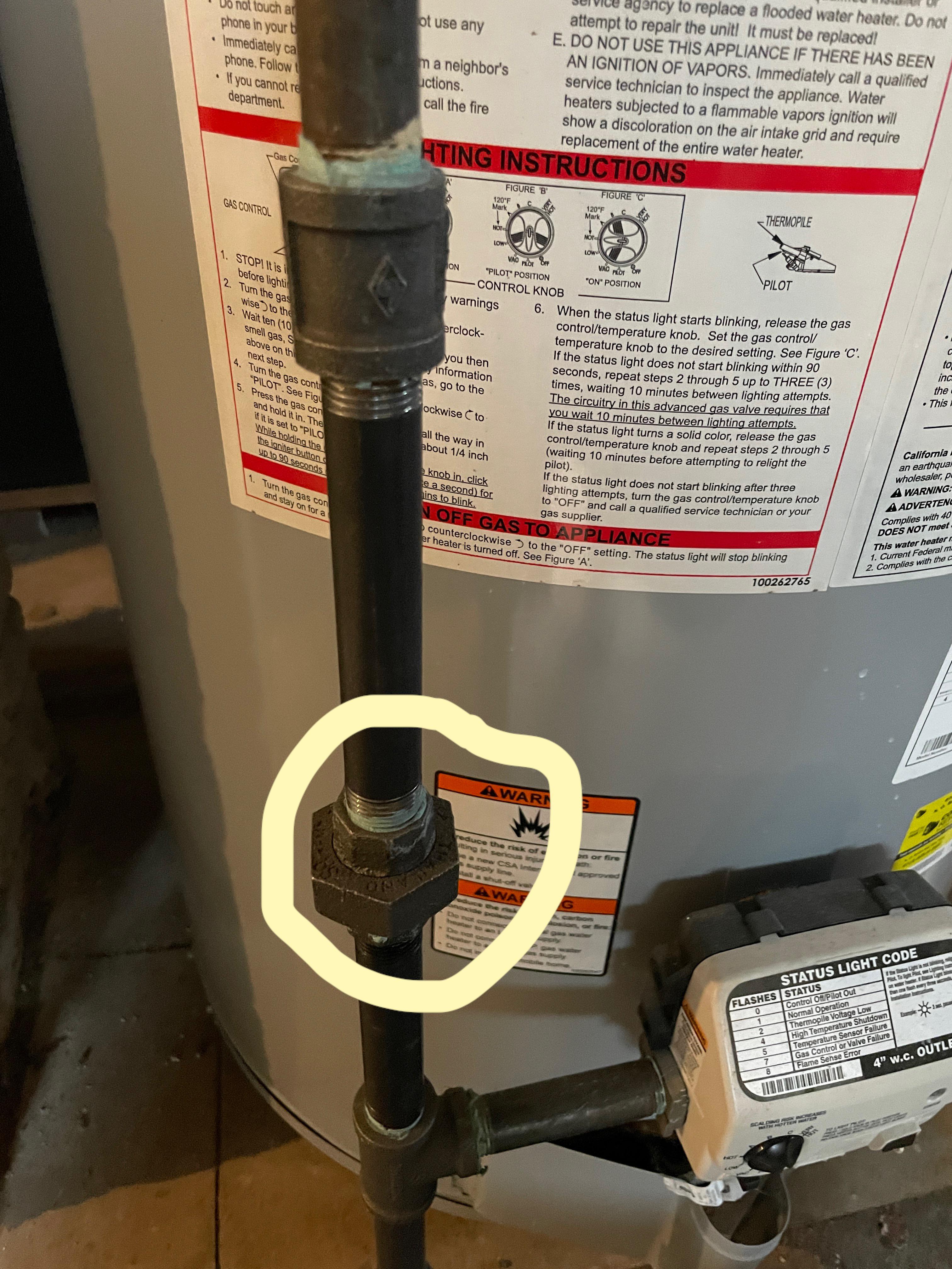Very minor gas leak near water heater? r/Plumbing
