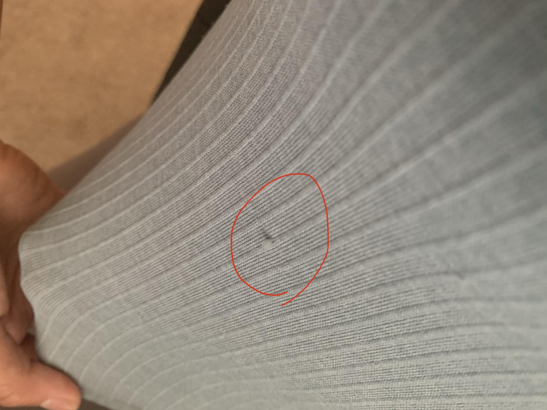 I just noticed a snag on my new ETS crop, did anyone have this issue