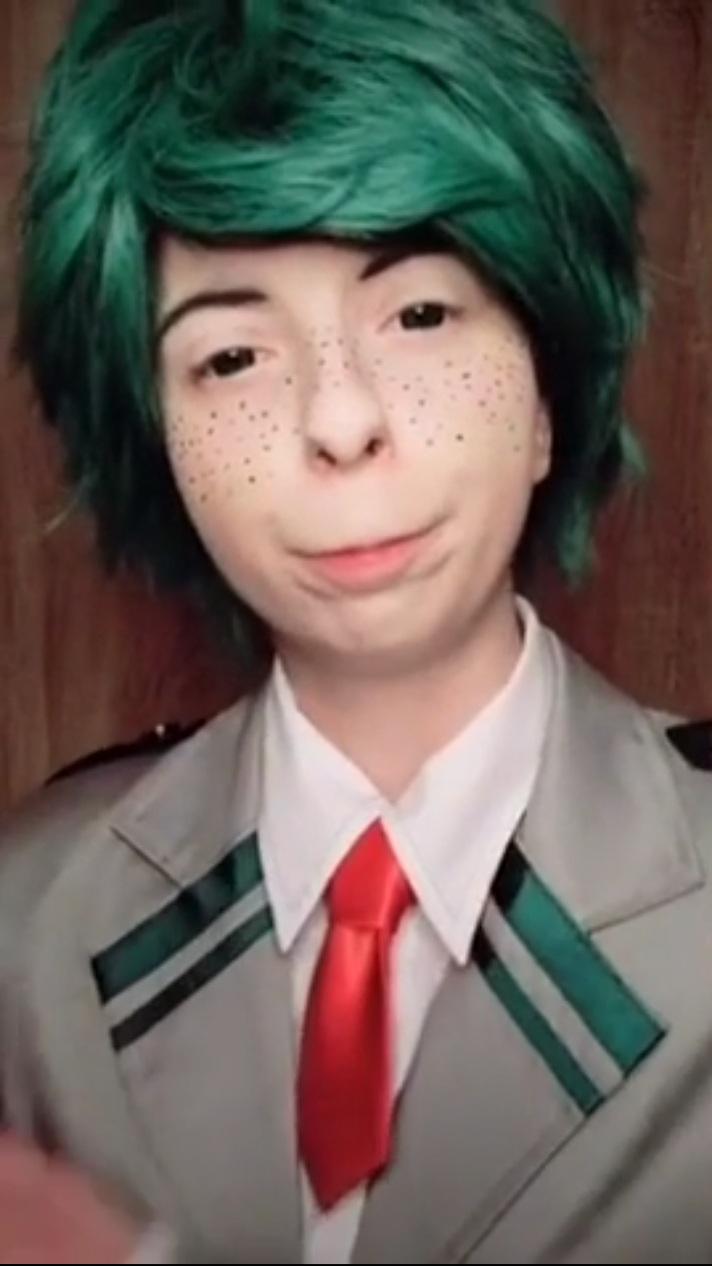 Thanks, I hate this Deku cosplay TIHI