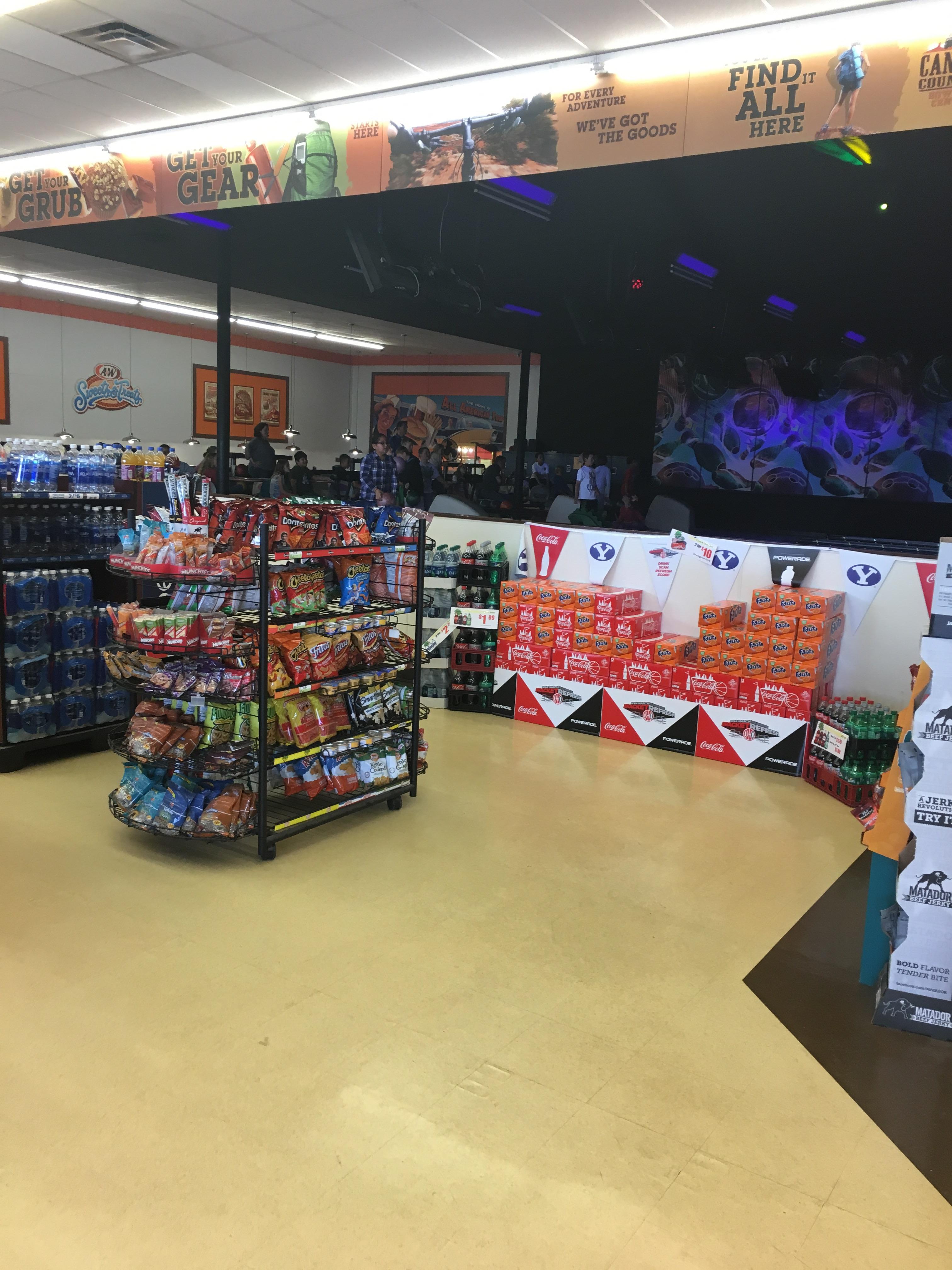 This gas station in rural Utah has a bowling alley r/mildlyinteresting