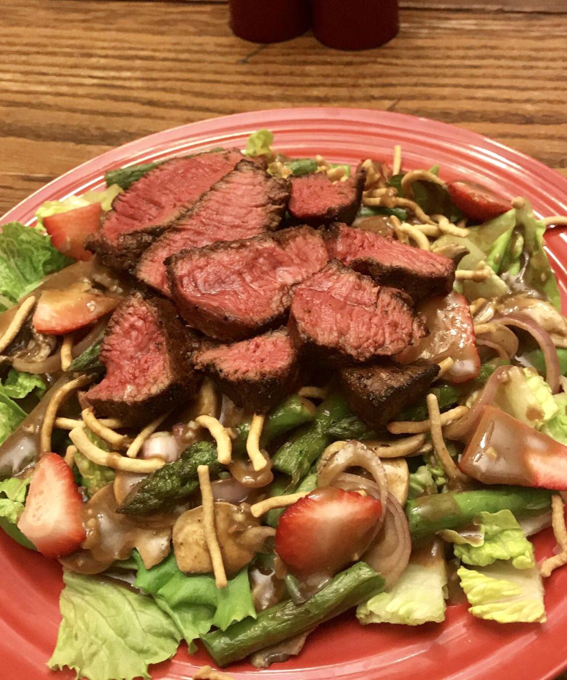 [homemade] steak salad with balsamic vinaigrette r/food