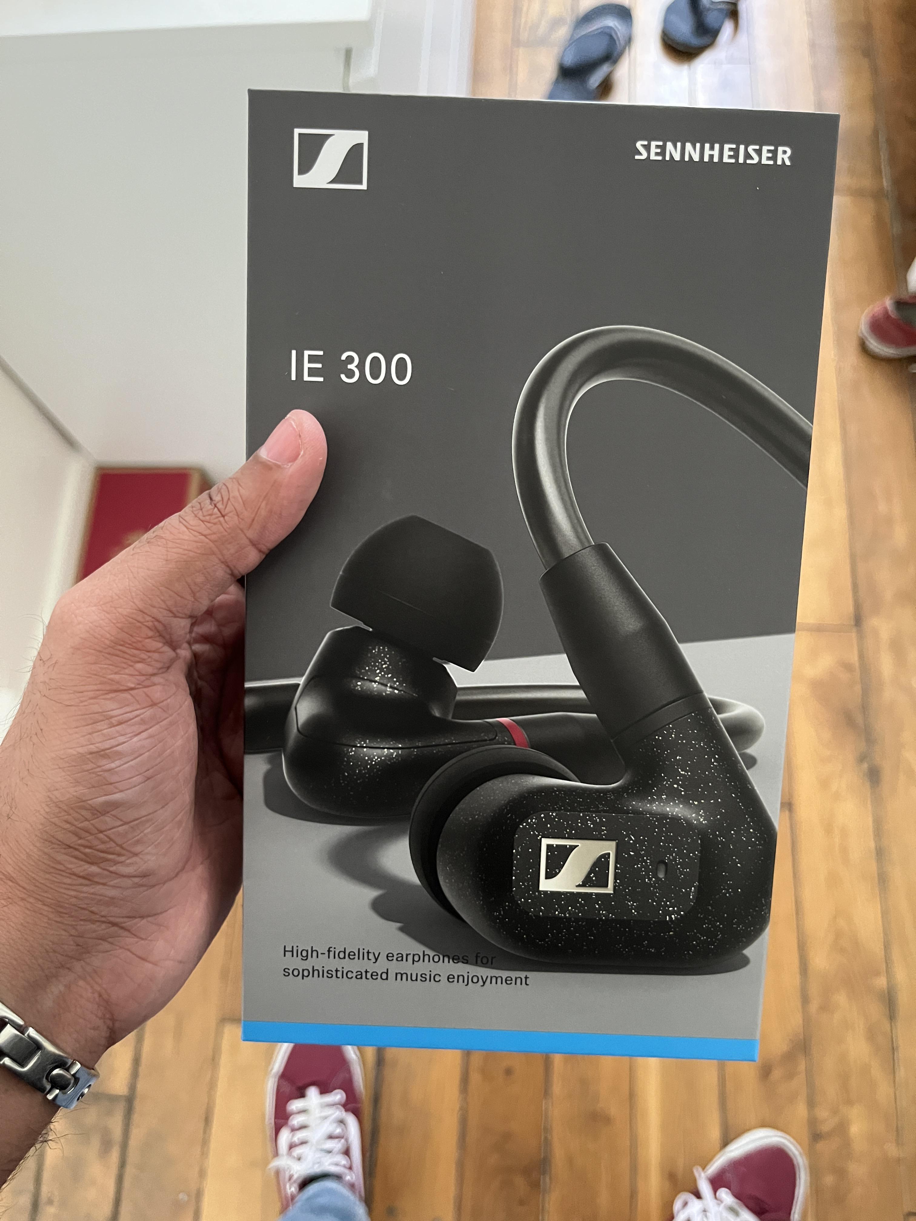 2017 best Iem images on Pholder Headphones, Global Offensive and ESLCS