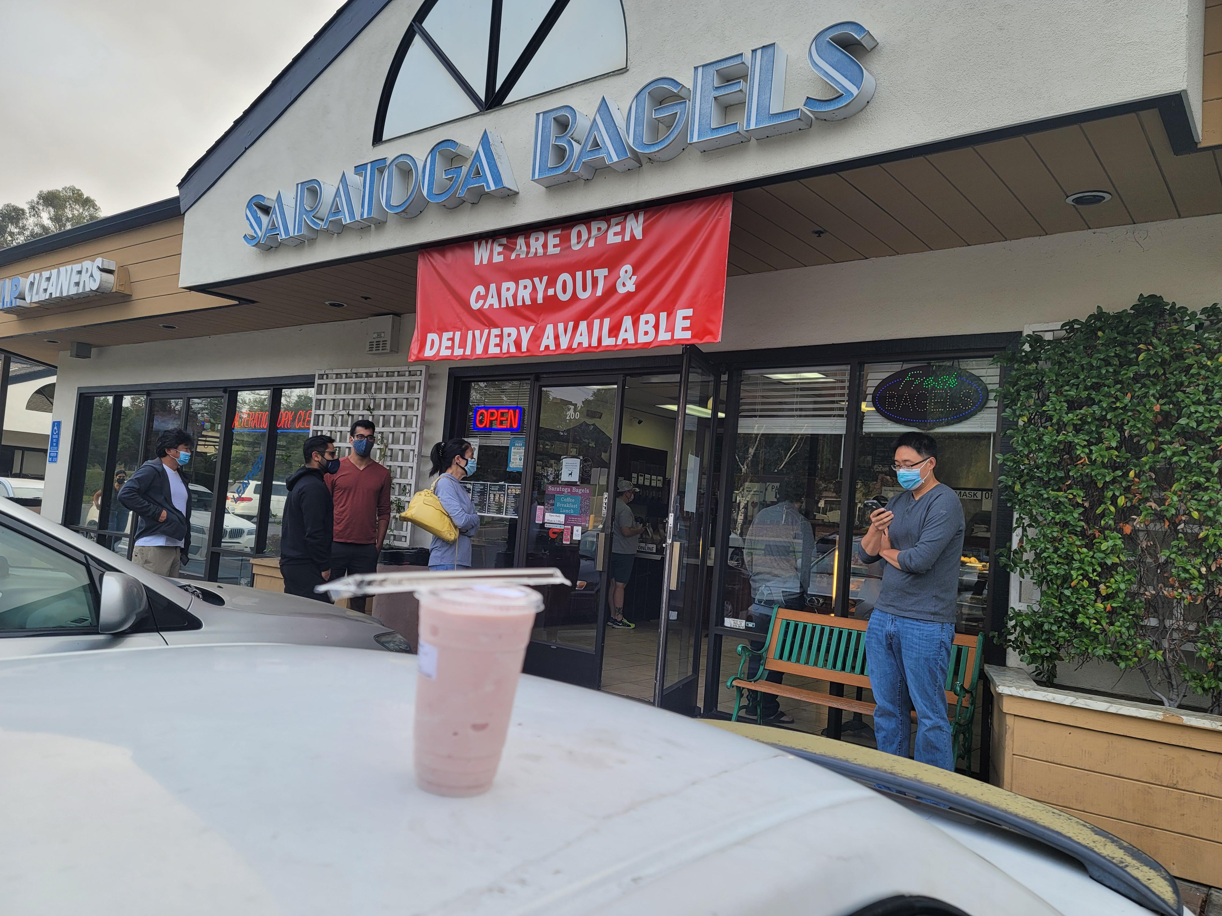 Thank you Saratoga bagels for the free smoothie 😋. Best way to end the