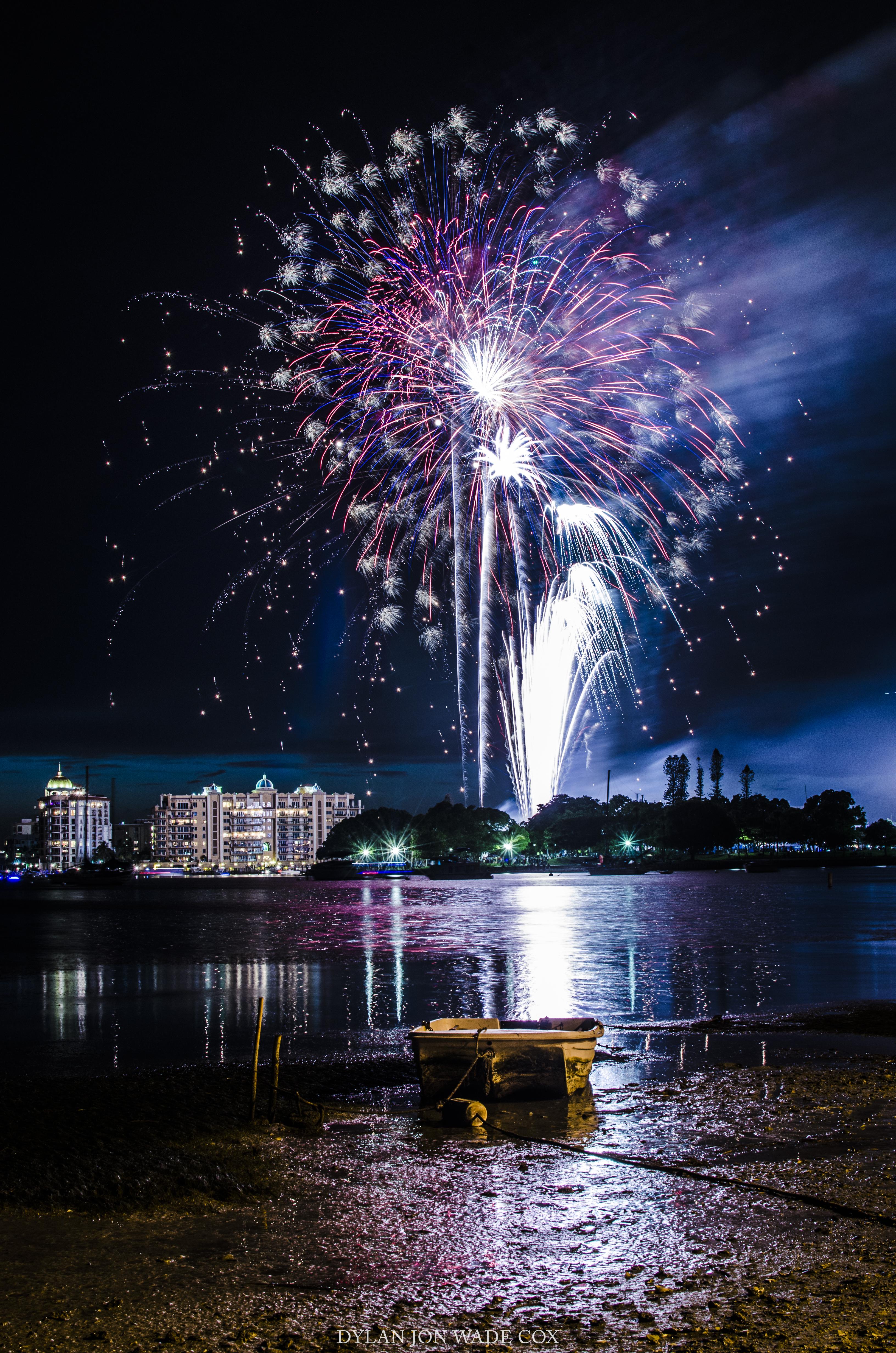 Grand Finale Fireworks Sarasota, FL July 4, 2016 r/ImagesOfFlorida