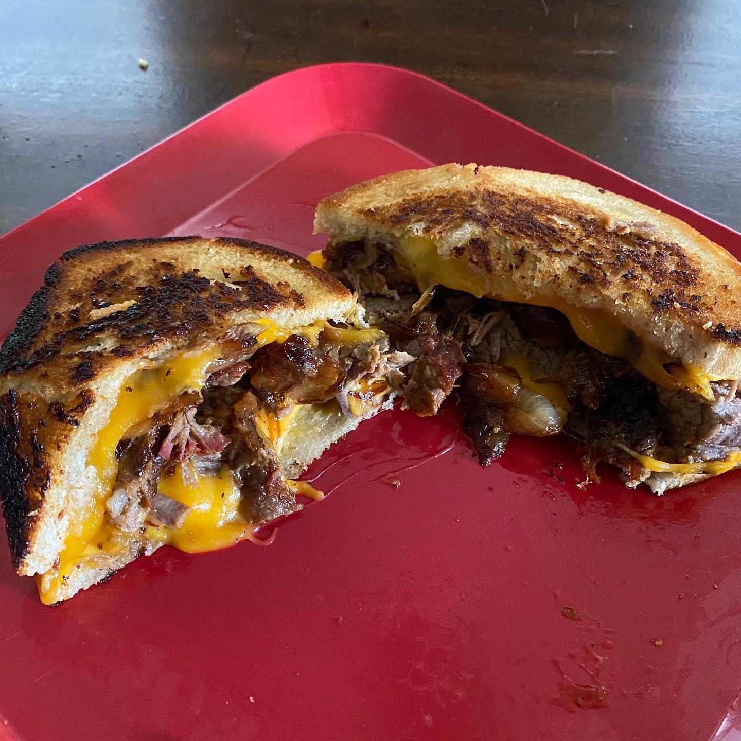 Brisket grilled cheese with caramelized onions r/meat