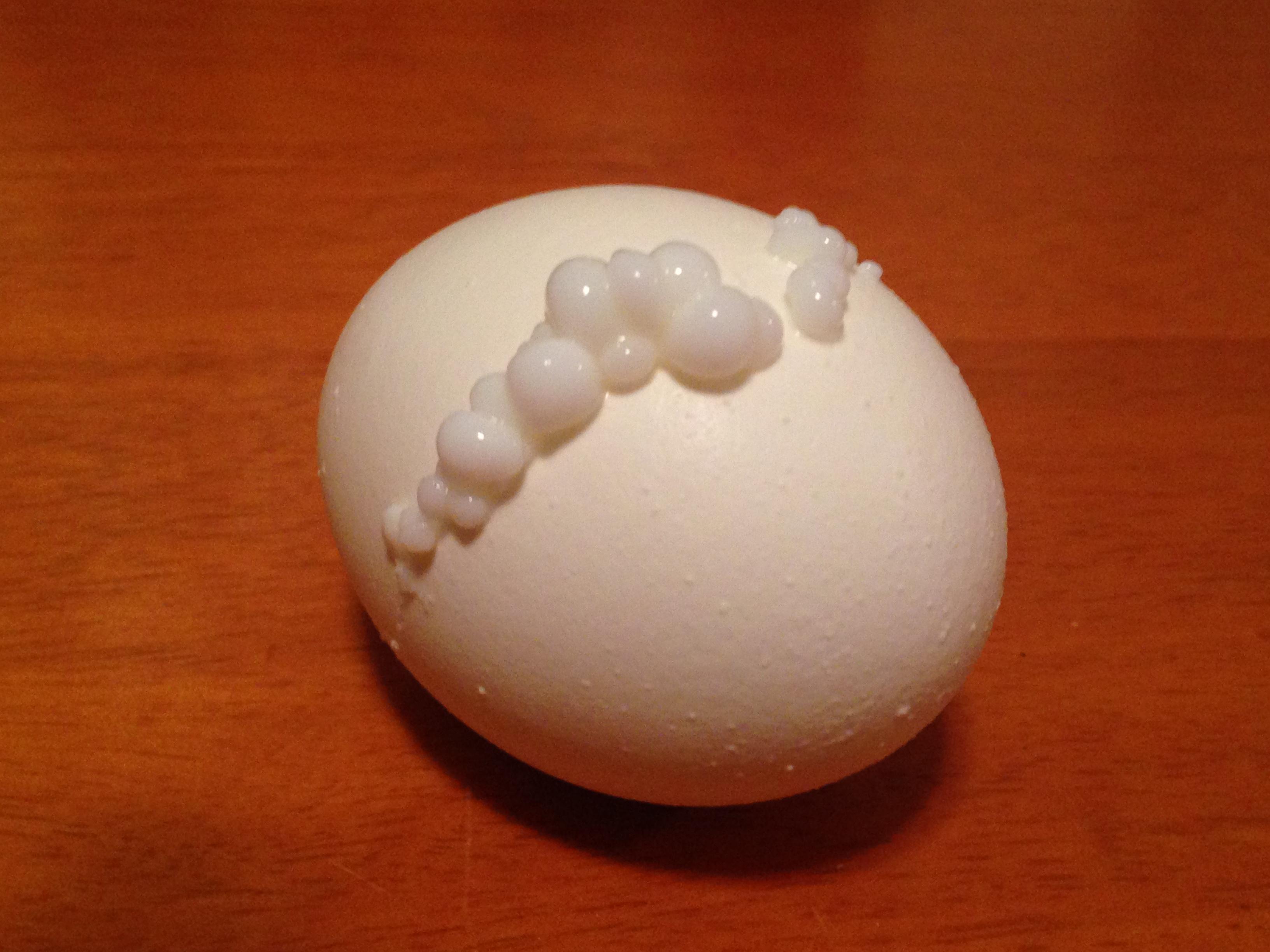 My hardbioled egg had a hairline crack and bubbled r/mildlyinteresting